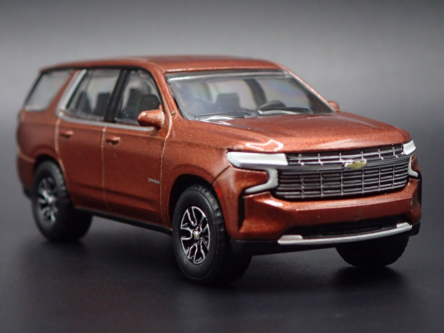 2021-2025 CHEVY CHEVROLET TAHOE BROWN 1:64 SCALE COLLECTIBLE DIECAST MODEL CAR