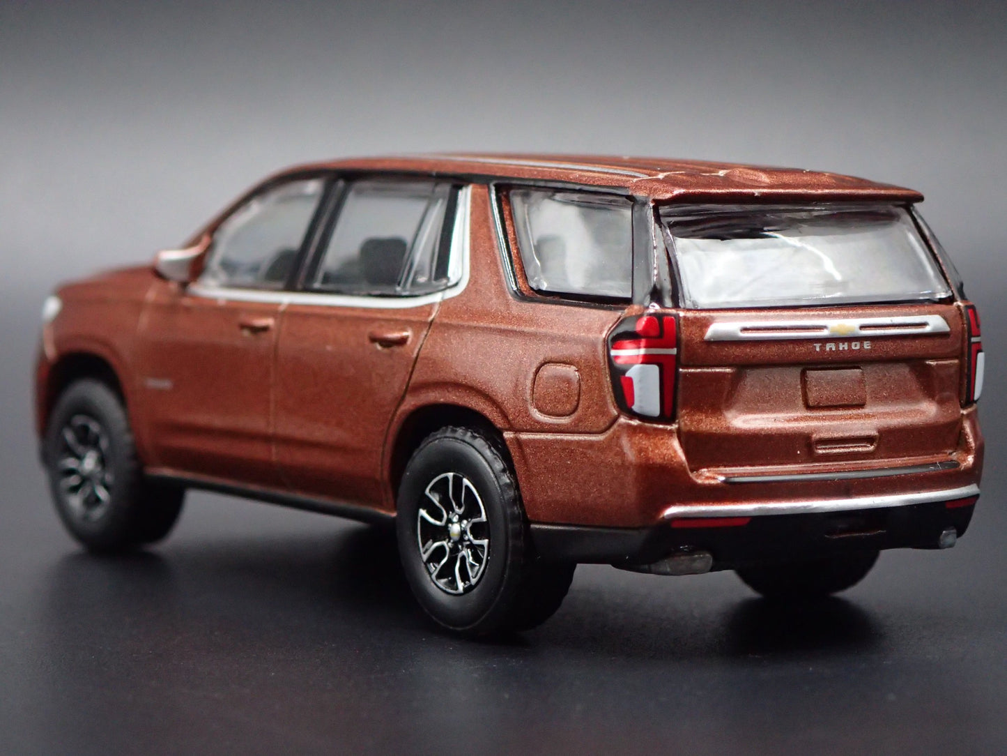 2021-2025 CHEVY CHEVROLET TAHOE BROWN 1:64 SCALE COLLECTIBLE DIECAST MODEL CAR