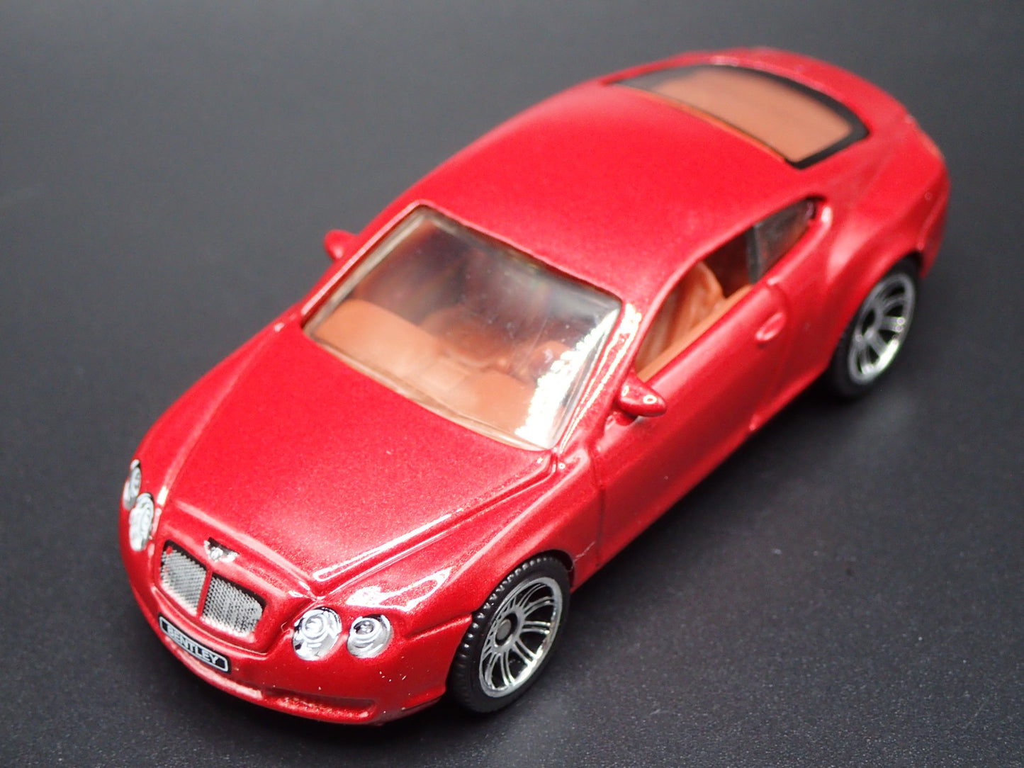 2003-2011 BENTLEY CONTINENTAL GT BURGUNDY 1:64 SCALE DIORAMA DIECAST MODEL CAR