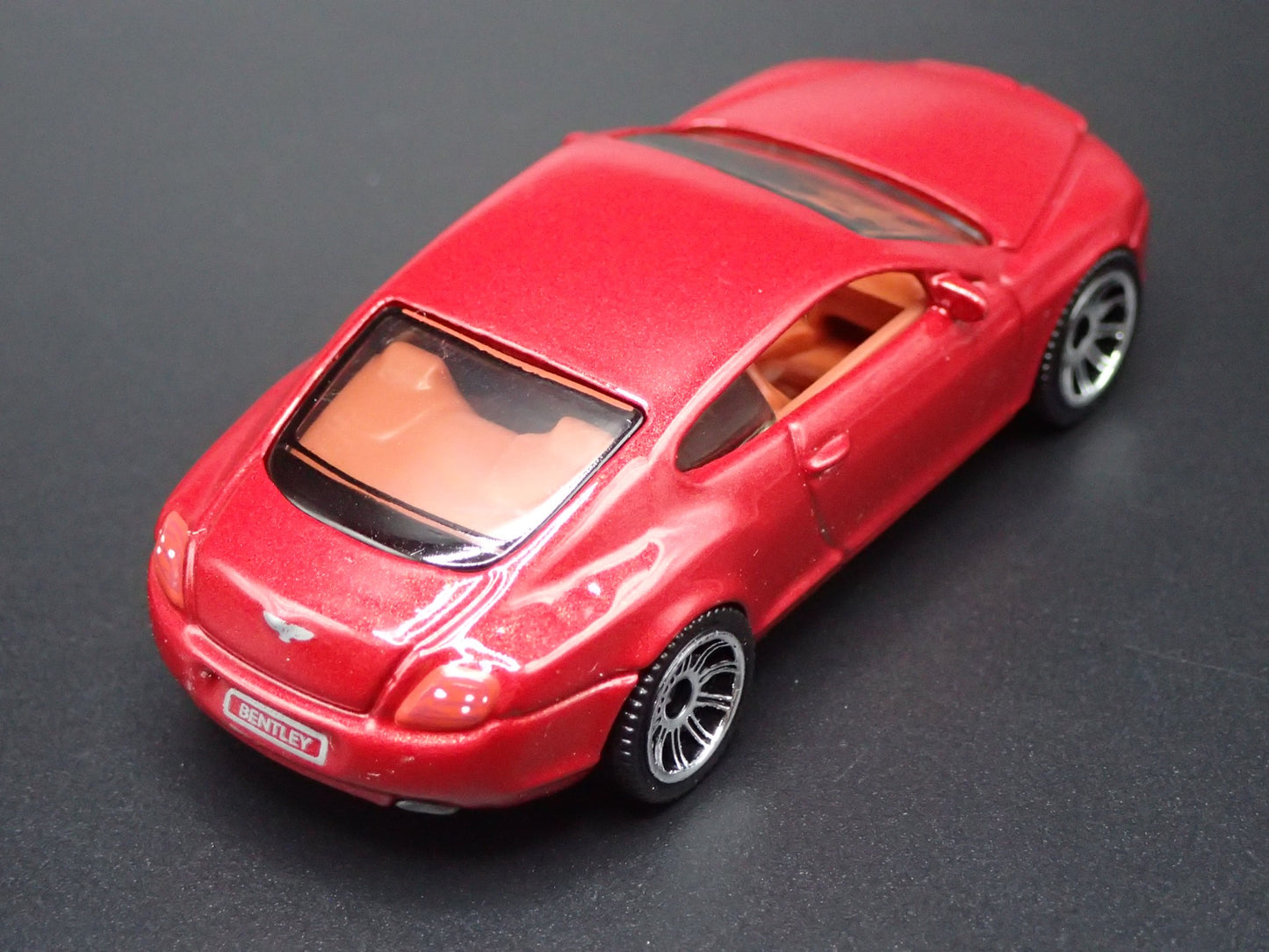 2003-2011 BENTLEY CONTINENTAL GT BURGUNDY 1:64 SCALE DIORAMA DIECAST MODEL CAR