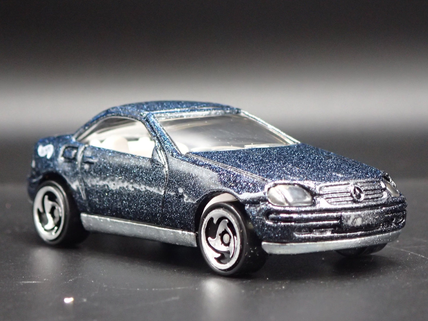 1996-2004 MERCEDES-BENZ SLK BLUE 1:64 SCALE COLLECTIBLE DIECAST MODEL CAR