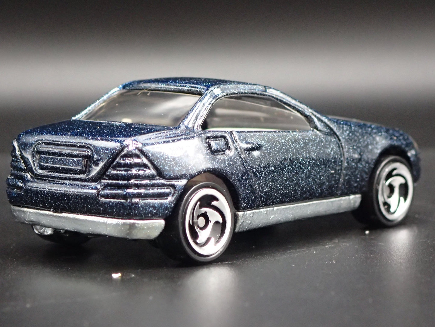 1996-2004 MERCEDES-BENZ SLK BLUE 1:64 SCALE COLLECTIBLE DIECAST MODEL CAR