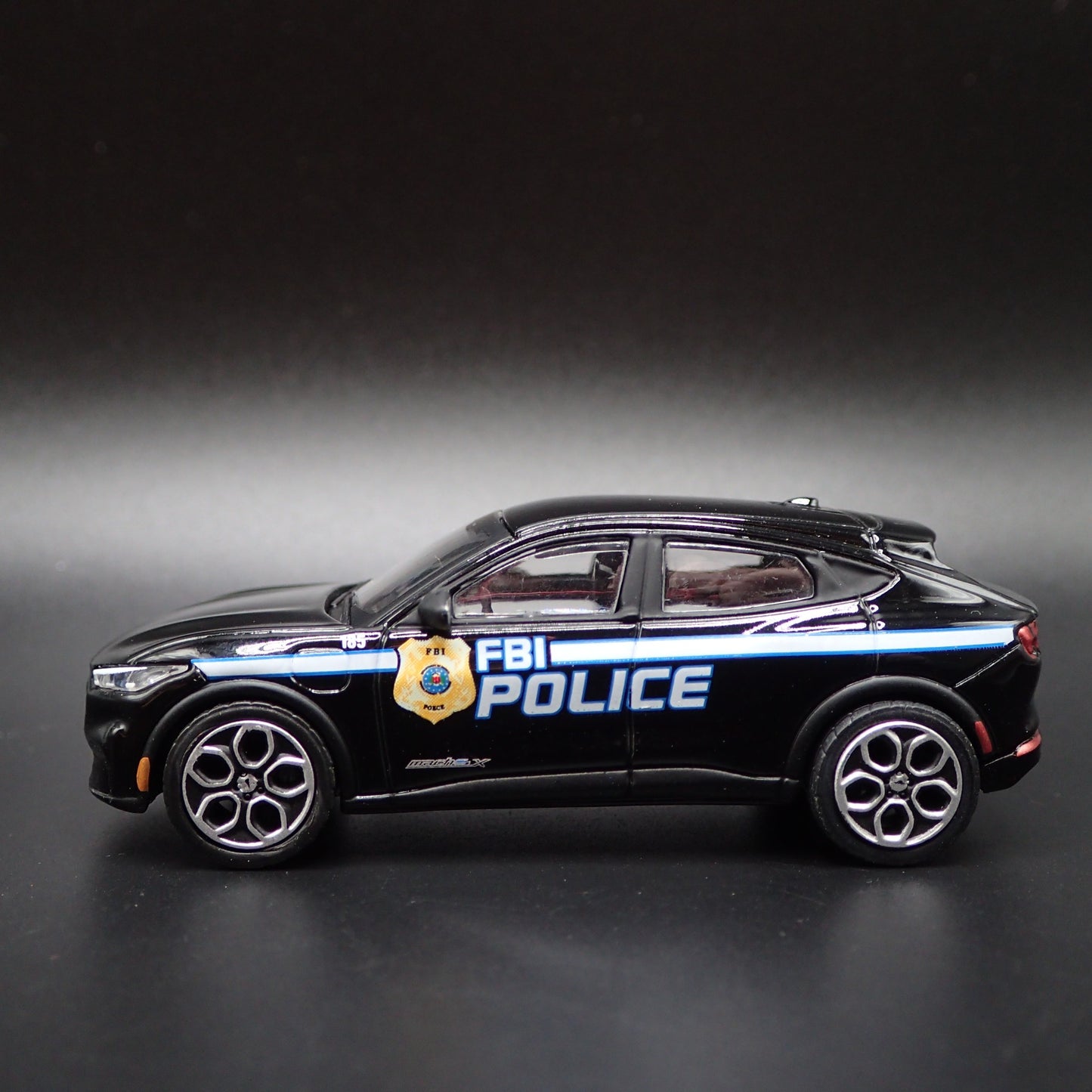 2022 FORD MUSTANG MACH E  FBI WASHINGTON, DC POLICE 1:64 SCALE DIECAST MODEL CAR