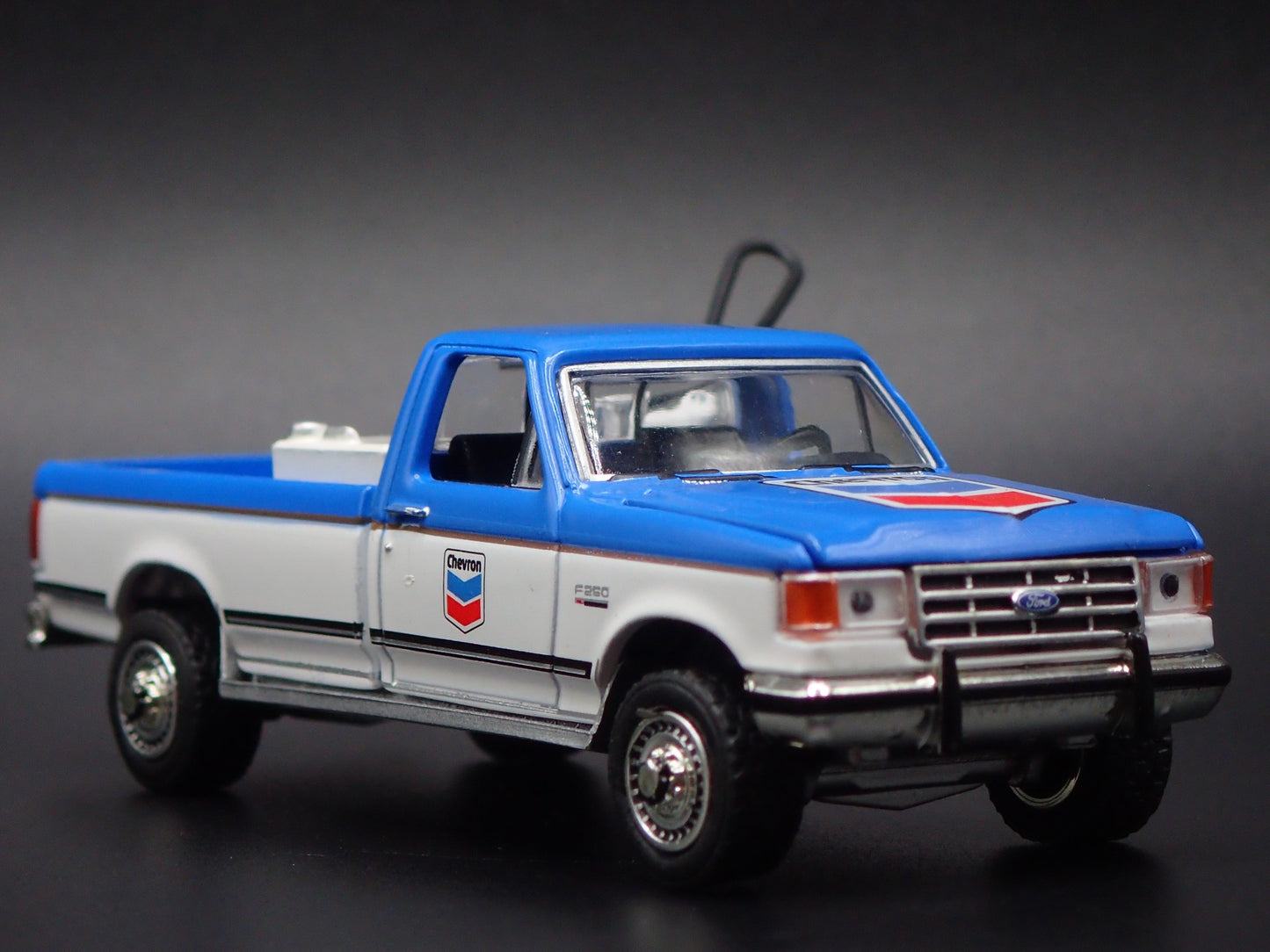 1987-1991 FORD F250 XL PICKUP TRUCK OBS CHEVRON 1:64 SCALE DIECAST MODEL CAR