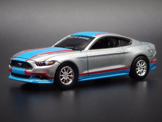 2017 17 FORD MUSTANG GT RICHARD PETTY TRIBUTE ED. 1:64 SCALE DIECAST MODEL CAR