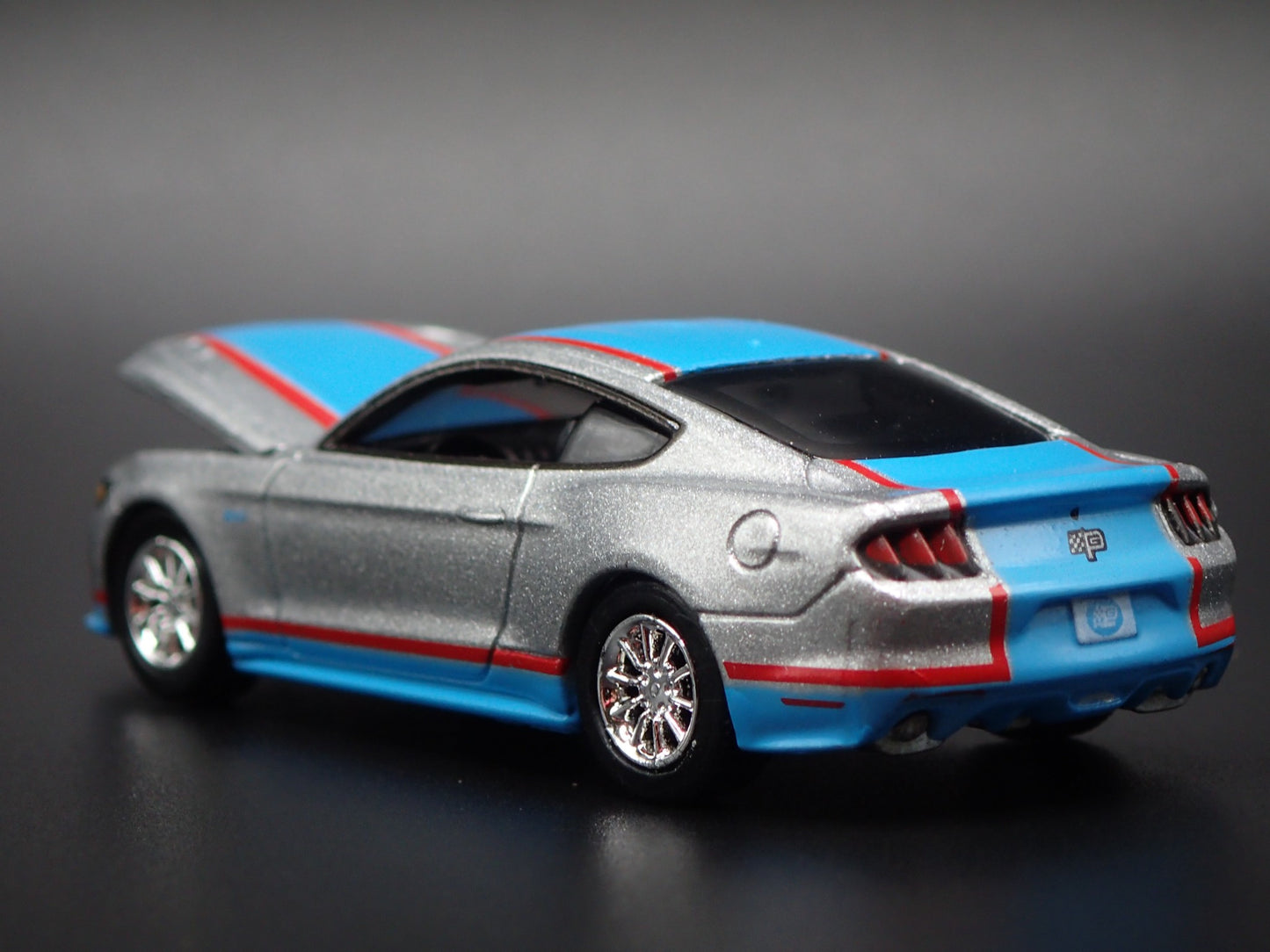 2017 17 FORD MUSTANG GT RICHARD PETTY TRIBUTE ED. 1:64 SCALE DIECAST MODEL CAR