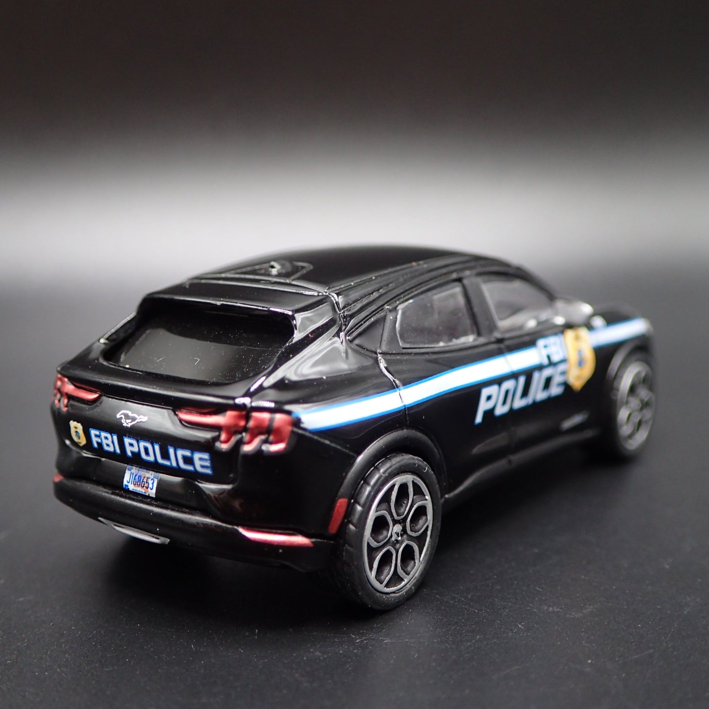 2022 FORD MUSTANG MACH E  FBI WASHINGTON, DC POLICE 1:64 SCALE DIECAST MODEL CAR
