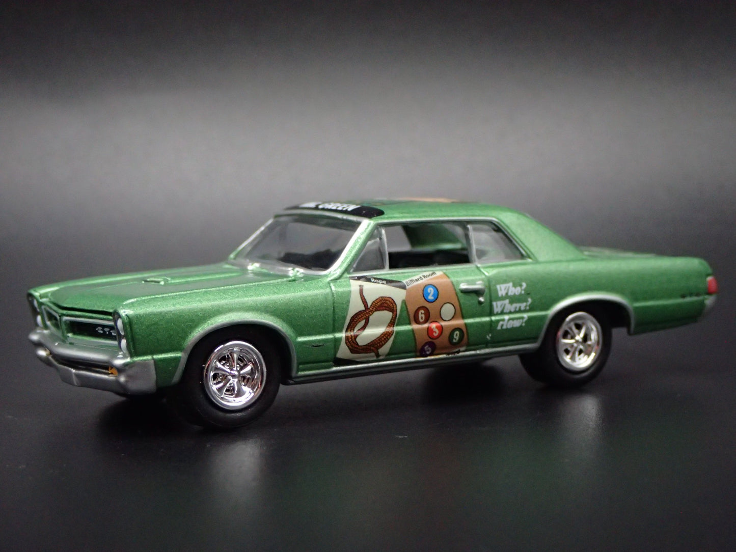 1965 65 PONTIAC GTO CLUE GREEN 1/64 SCALE COLLECTIBLE DIORAMA DIECAST MODEL CAR