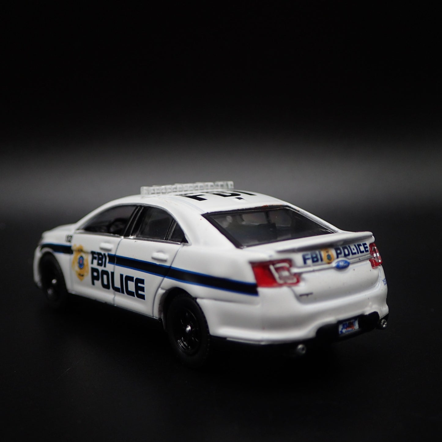 2013 13 FORD POLICE INTERCEPTOR FBI WASHINGTON, DC 1:64 SCALE DIECAST MODEL CAR