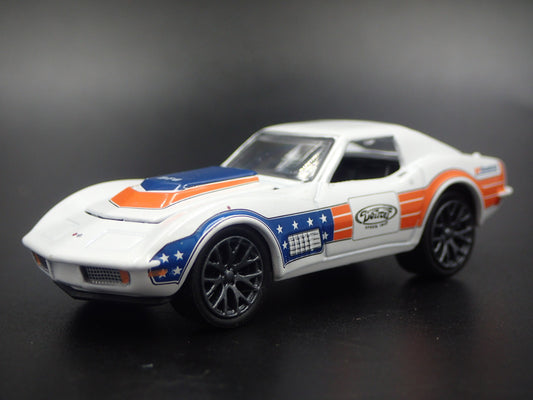 1972 72 CHEVY CHEVROLET CORVETTE BFGOODRICH 1:64 SCALE DIORAMA DIECAST MODEL CAR