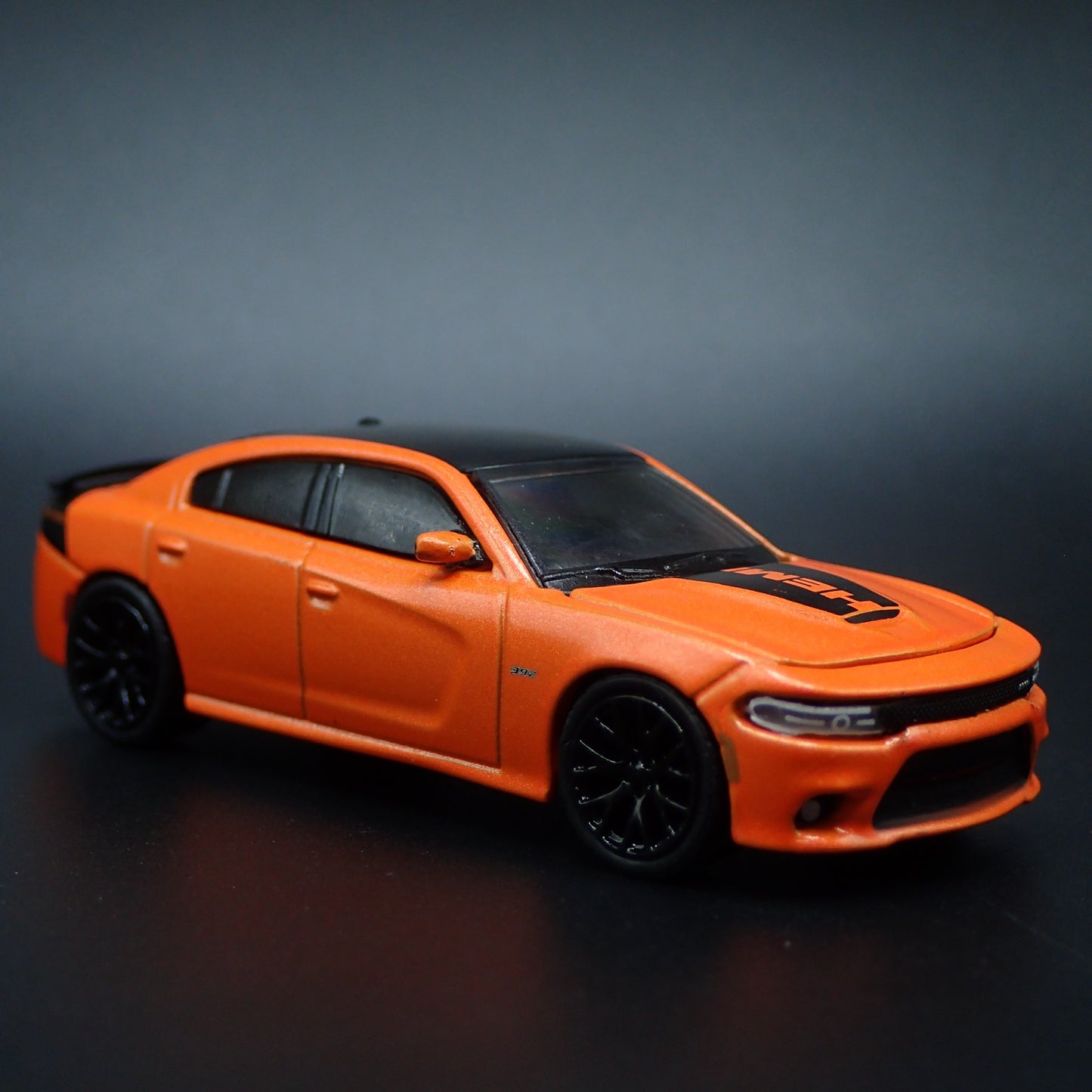 2018 18 DODGE CHARGER  DAYTONA 392 1:64 SCALE COLLECTIBLE DIECAST MODEL CAR