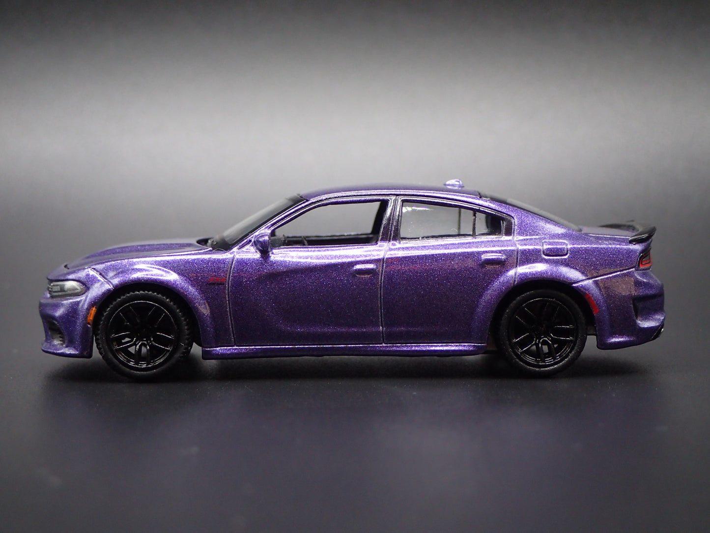 2023 23 DODGE CHARGER RT SCAT PACK SWINGER 1:64 SCALE DIORAMA DIECAST MODEL CAR