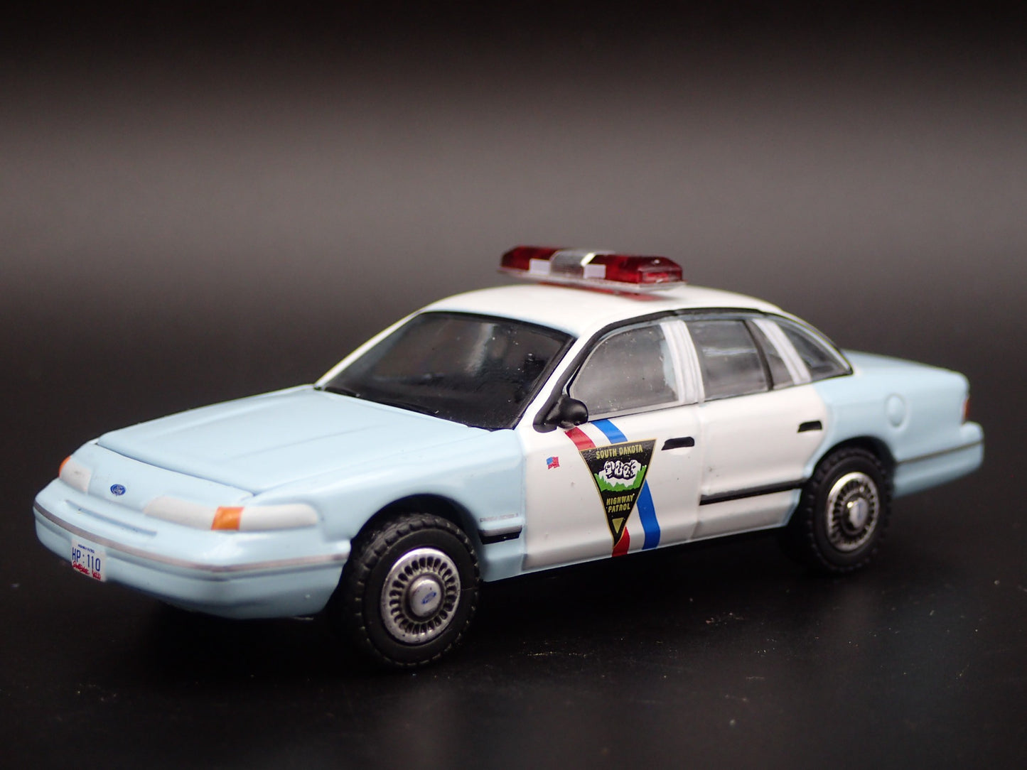 1992 92 FORD CROWN VICTORIA POLICE SOUTH DAKOTA HW 1:64 SCALE DIECAST MODEL CAR