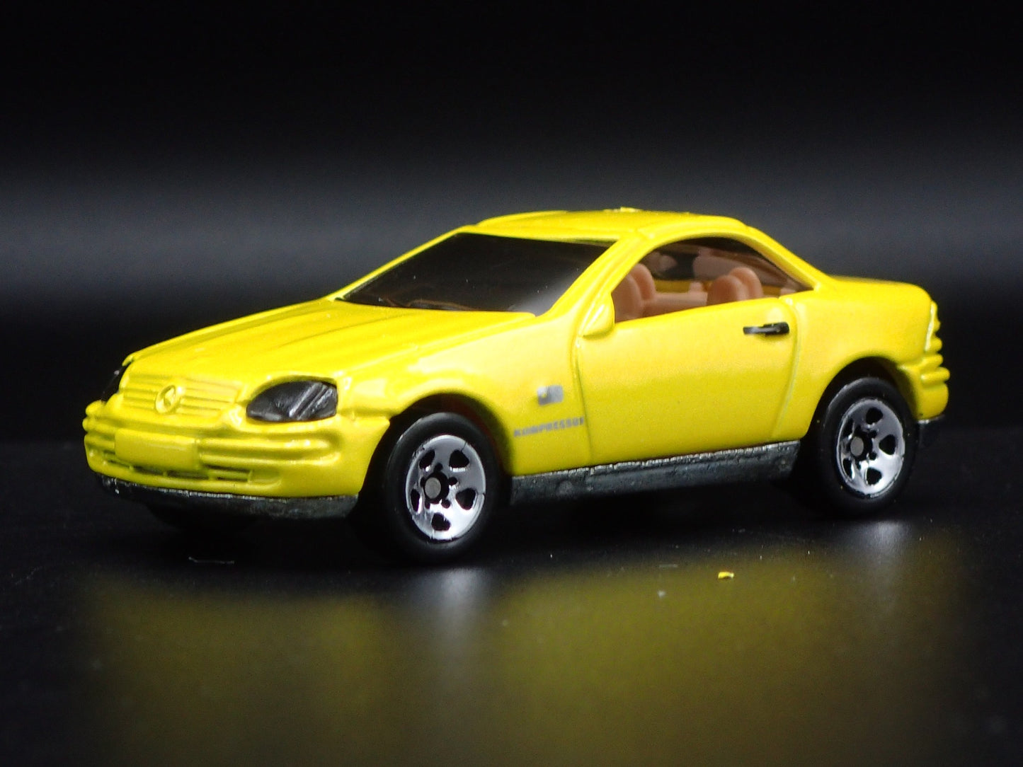 1996-2004 MERCEDES-BENZ SLK YELLOW 1:64 SCALE COLLECTIBLE DIECAST MODEL CAR