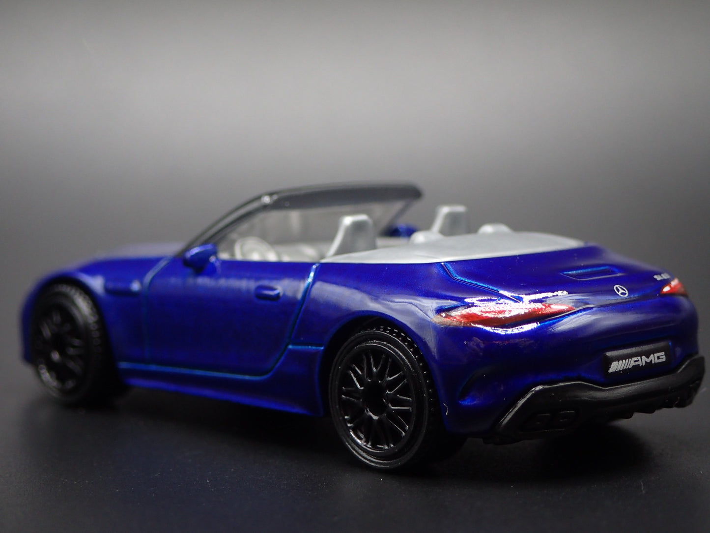 2022-2025 MERCEDES-BENZ AMG SL 63 CONVERTIBLE BLUE 1:64 SCALE DIECAST MODEL CAR