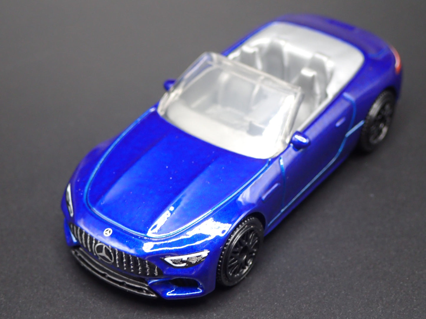 2022-2025 MERCEDES-BENZ AMG SL 63 CONVERTIBLE BLUE 1:64 SCALE DIECAST MODEL CAR