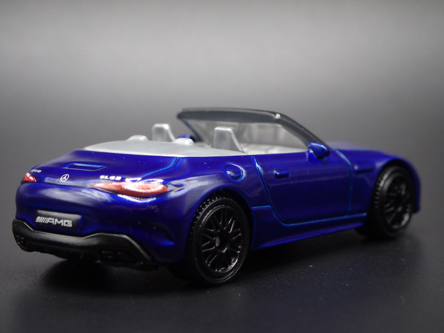2022-2025 MERCEDES-BENZ AMG SL 63 CONVERTIBLE BLUE 1:64 SCALE DIECAST MODEL CAR