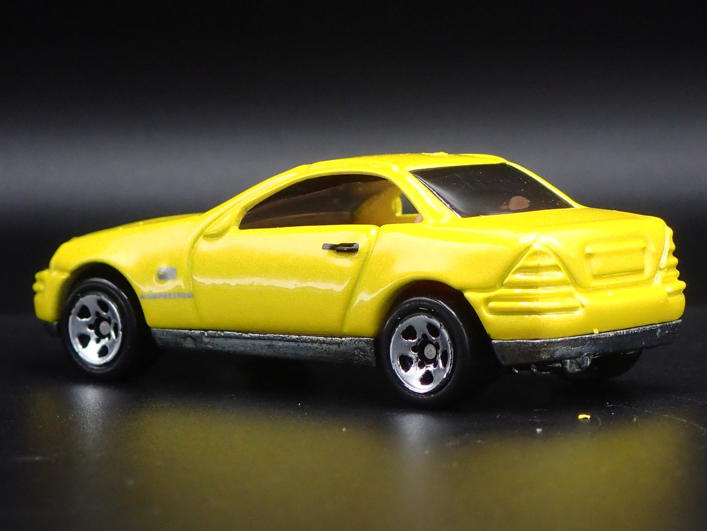1996-2004 MERCEDES-BENZ SLK YELLOW 1:64 SCALE COLLECTIBLE DIECAST MODEL CAR