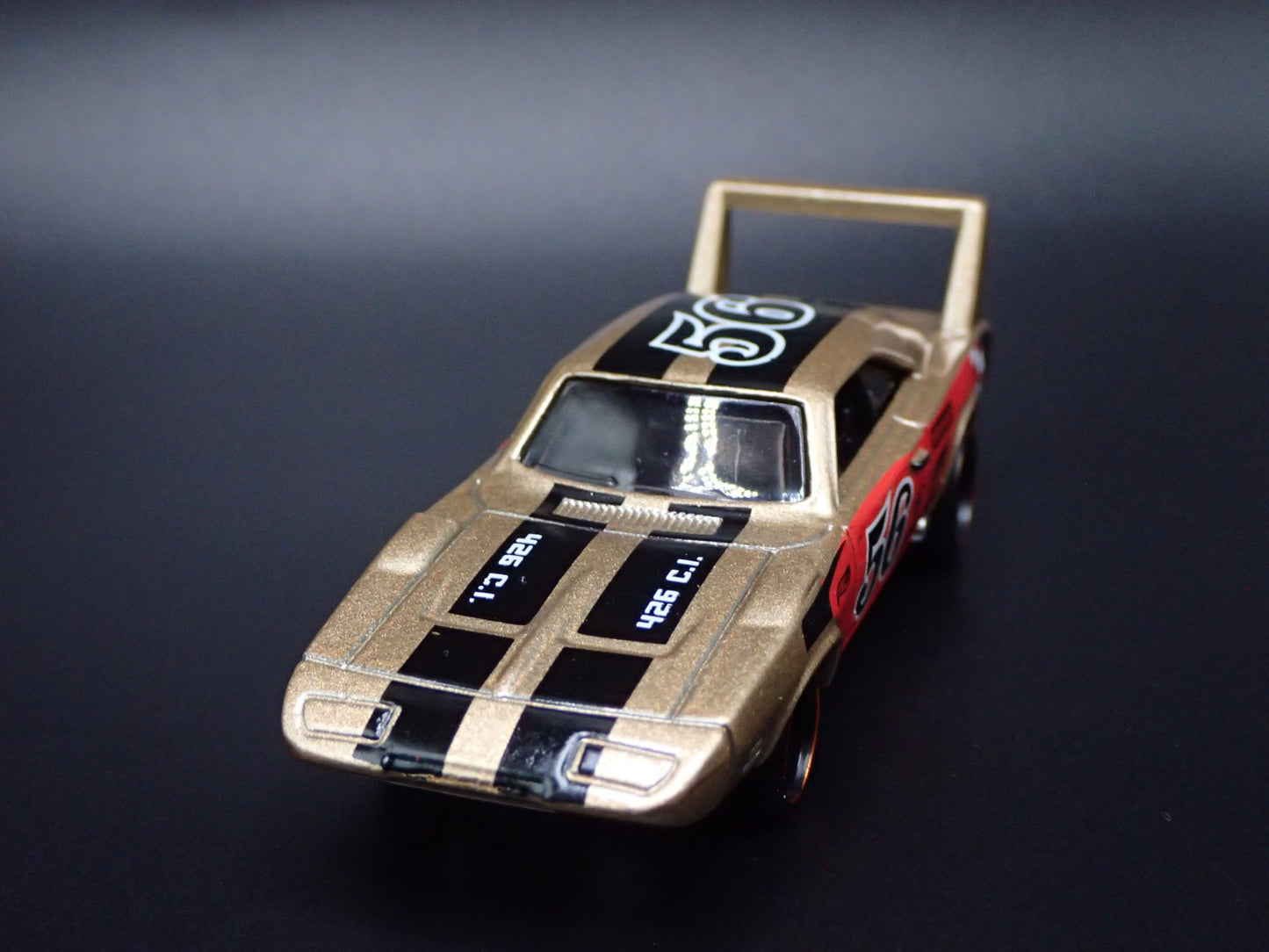 1969 69 DODGE CHARGER DAYTONA GOLD 1/64 SCALE COLLECTIBLE DIECAST MODEL CAR
