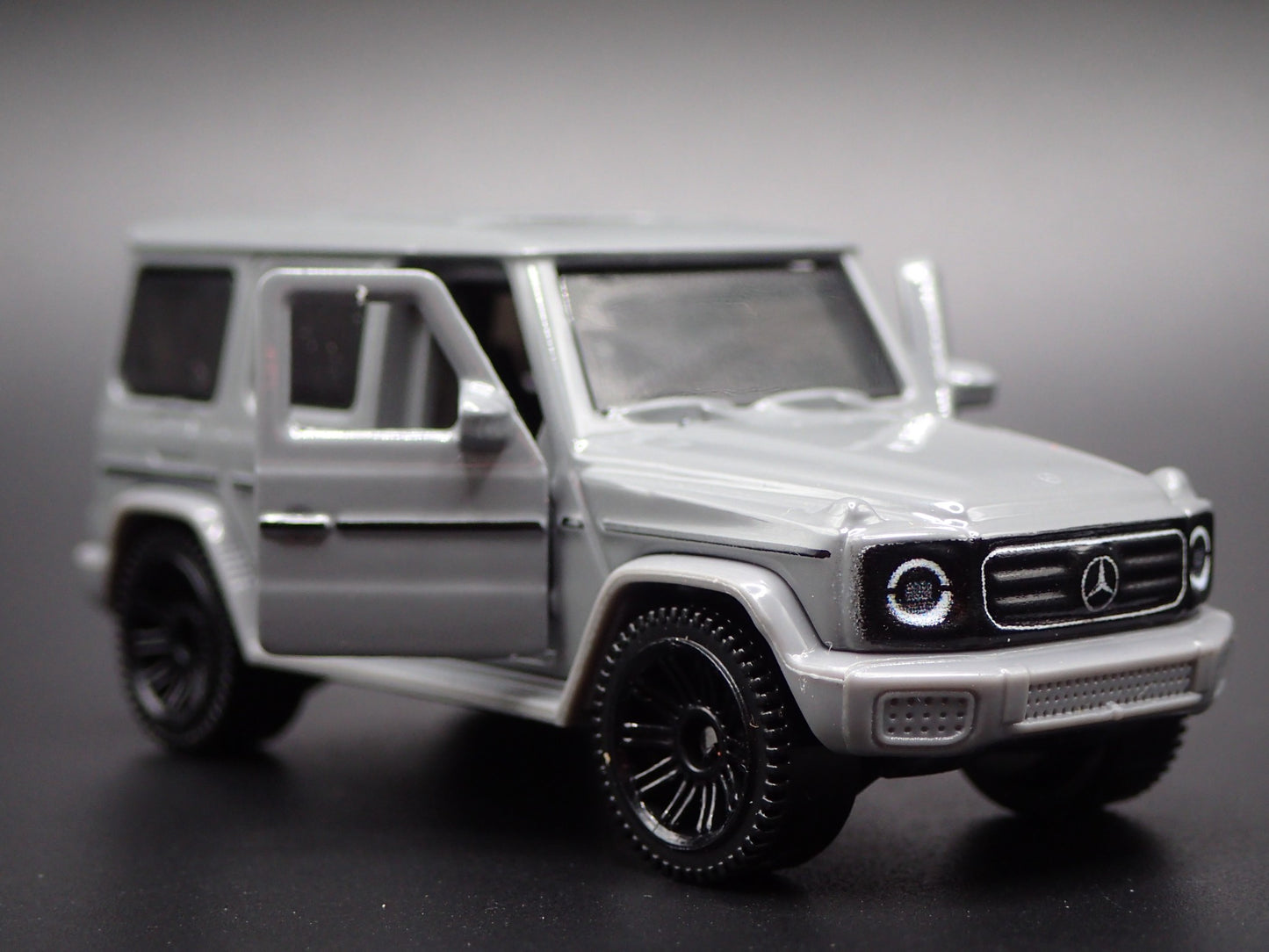2024-2025 MERCEDES BENZ G 580 CLASS WAGON EQ GRAY 1:64 SCALE DIECAST MODEL CAR