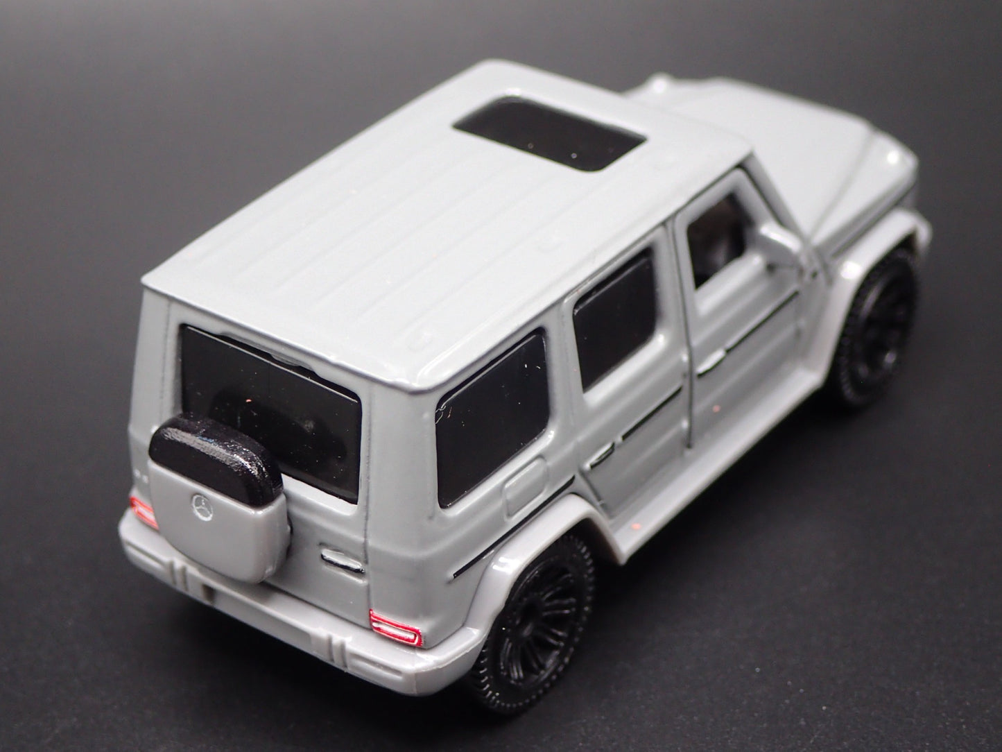 2024-2025 MERCEDES BENZ G 580 CLASS WAGON EQ GRAY 1:64 SCALE DIECAST MODEL CAR