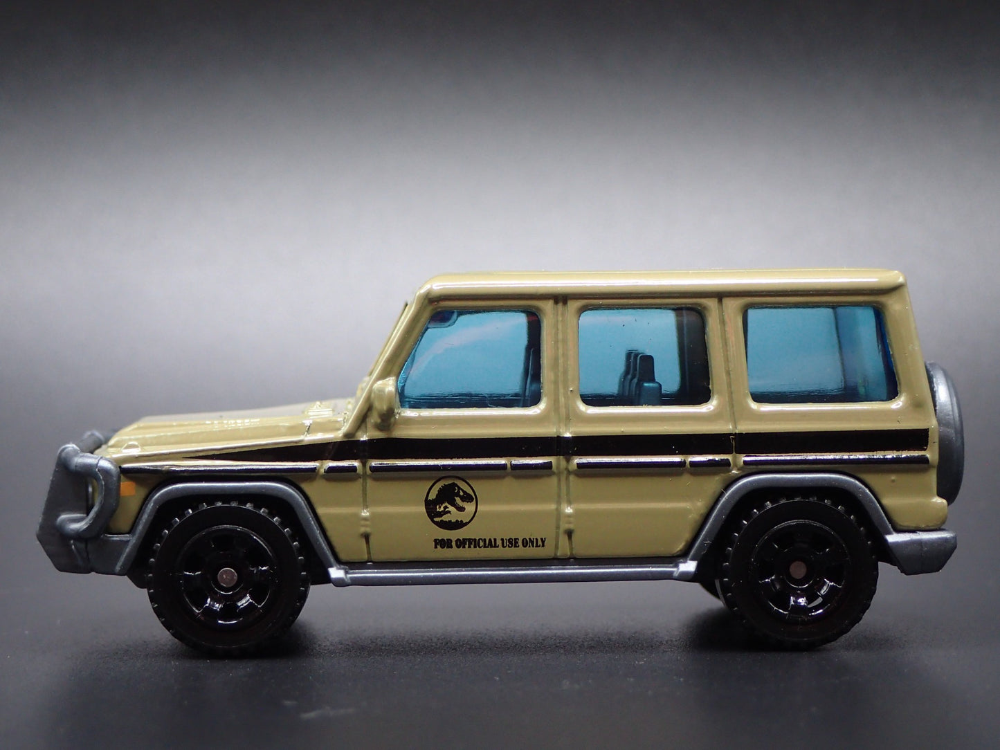 1991-2018 MERCEDES BENZ G550 G WAGON JURASSIC WORLD 1:64 SCALE DIECAST MODEL CAR
