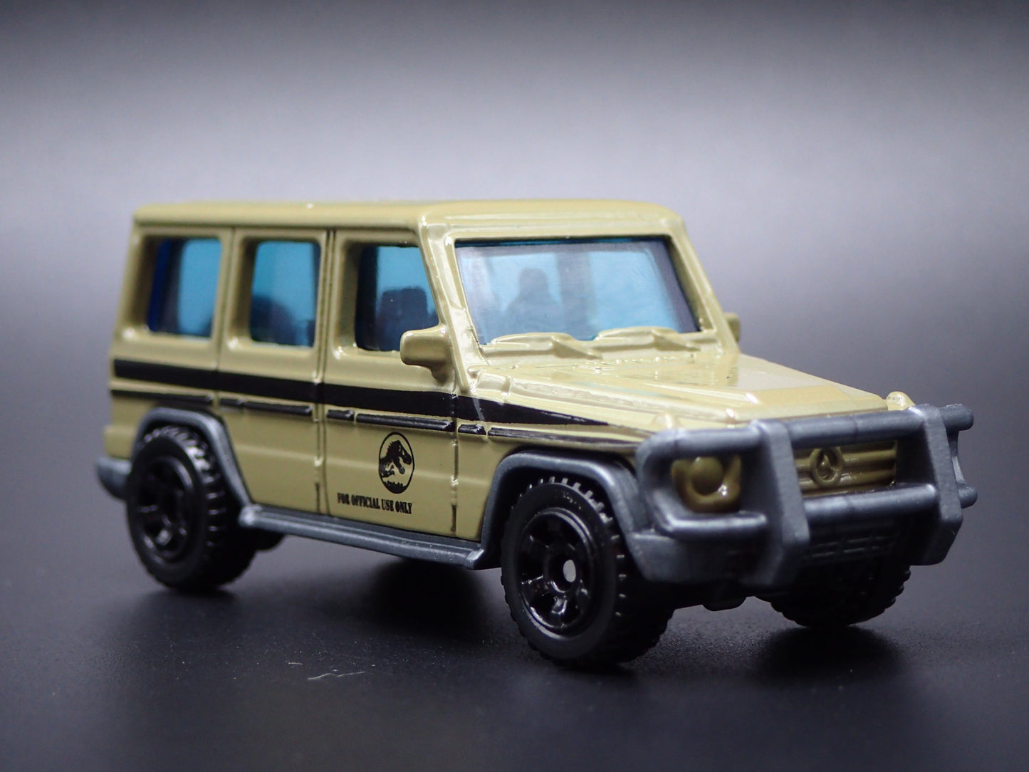 1991-2018 MERCEDES BENZ G550 G WAGON JURASSIC WORLD 1:64 SCALE DIECAST MODEL CAR