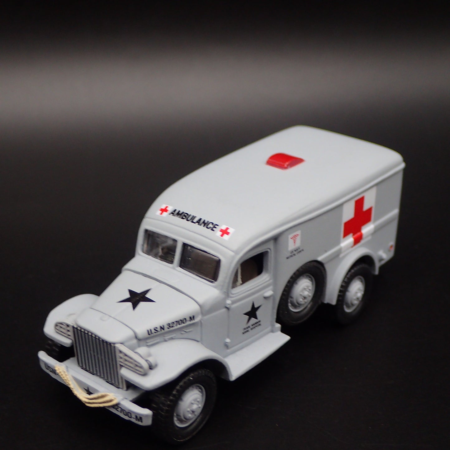 WWII GMC WC54 ARMY MILITARY AMBULANCE GRAY 1:64 SCALE DIORAMA DIECAST MODEL CAR