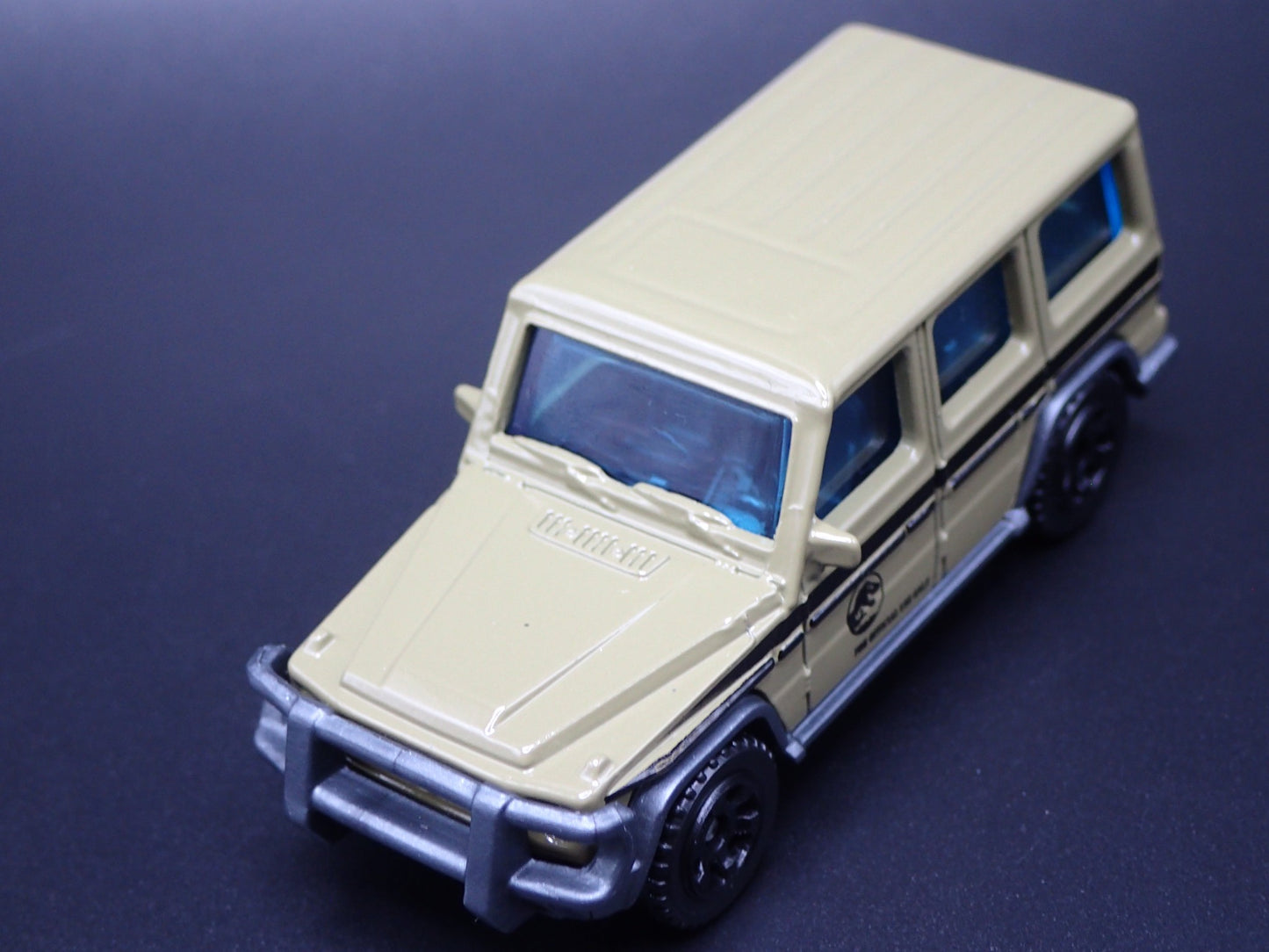 1991-2018 MERCEDES BENZ G550 G WAGON JURASSIC WORLD 1:64 SCALE DIECAST MODEL CAR