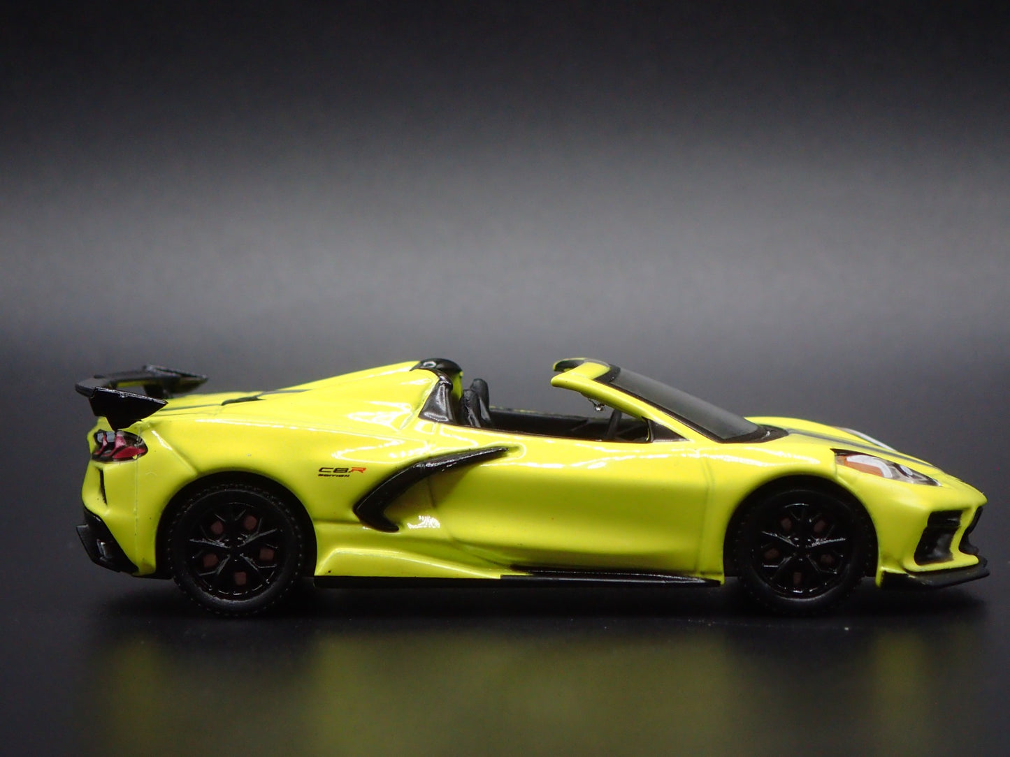 2022 CHEVY CHEVROLET CORVETTE C8.R CONVERTIBLE 1:64 SCALE DIECAST MODEL CAR