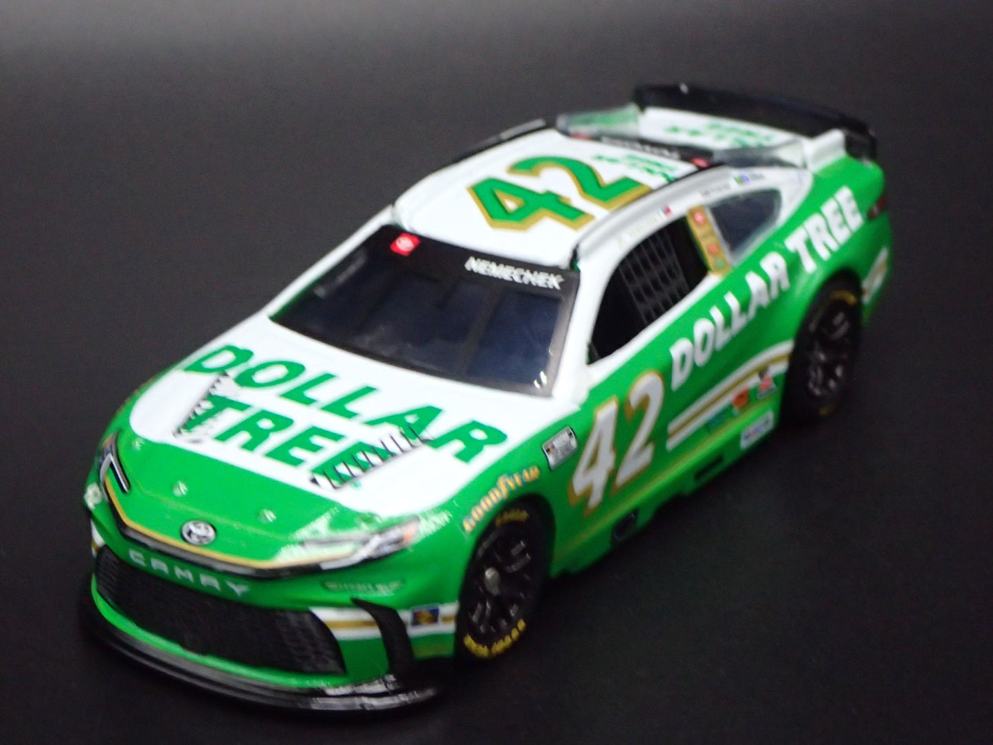 2026 26 TOYOTA CAMRY 42 JOHN HUNTER NEMECHEK DOLLAR TREE NASCAR 1:64 DIECAST CAR