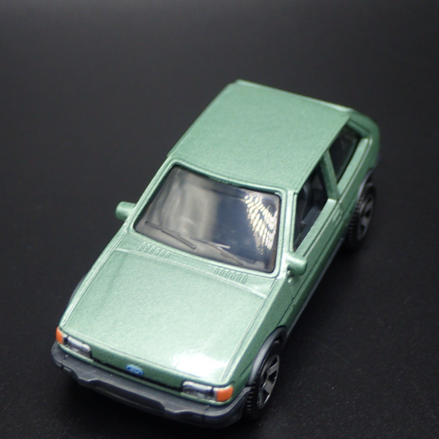 1983-1989 FORD FIESTA MK 2 GREEN 1:64 SCALE COLLECTIBLE DIECAST MODEL CAR