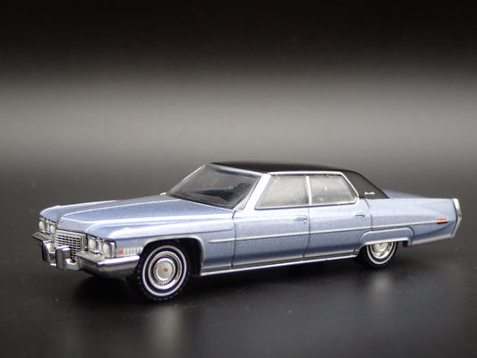 1972 72 CADILLAC CADDY SEDAN DEVILLE  1:64 SCALE DIORAMA DIECAST MODEL CAR