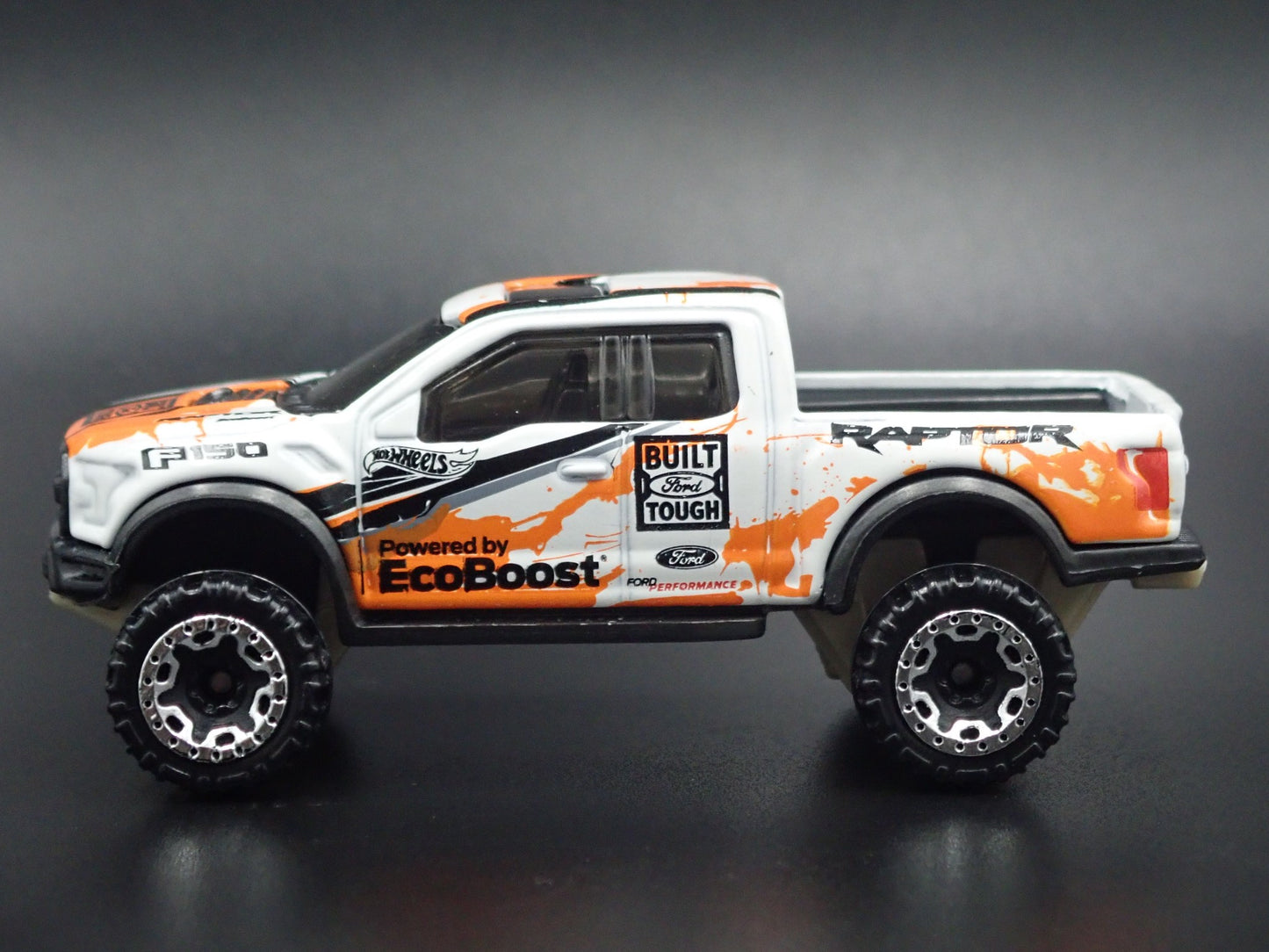 2017 - 2020 FORD F150 RAPTOR PICKUP TRUCK WHITE 1:64 SCALE DIECAST MODEL CAR