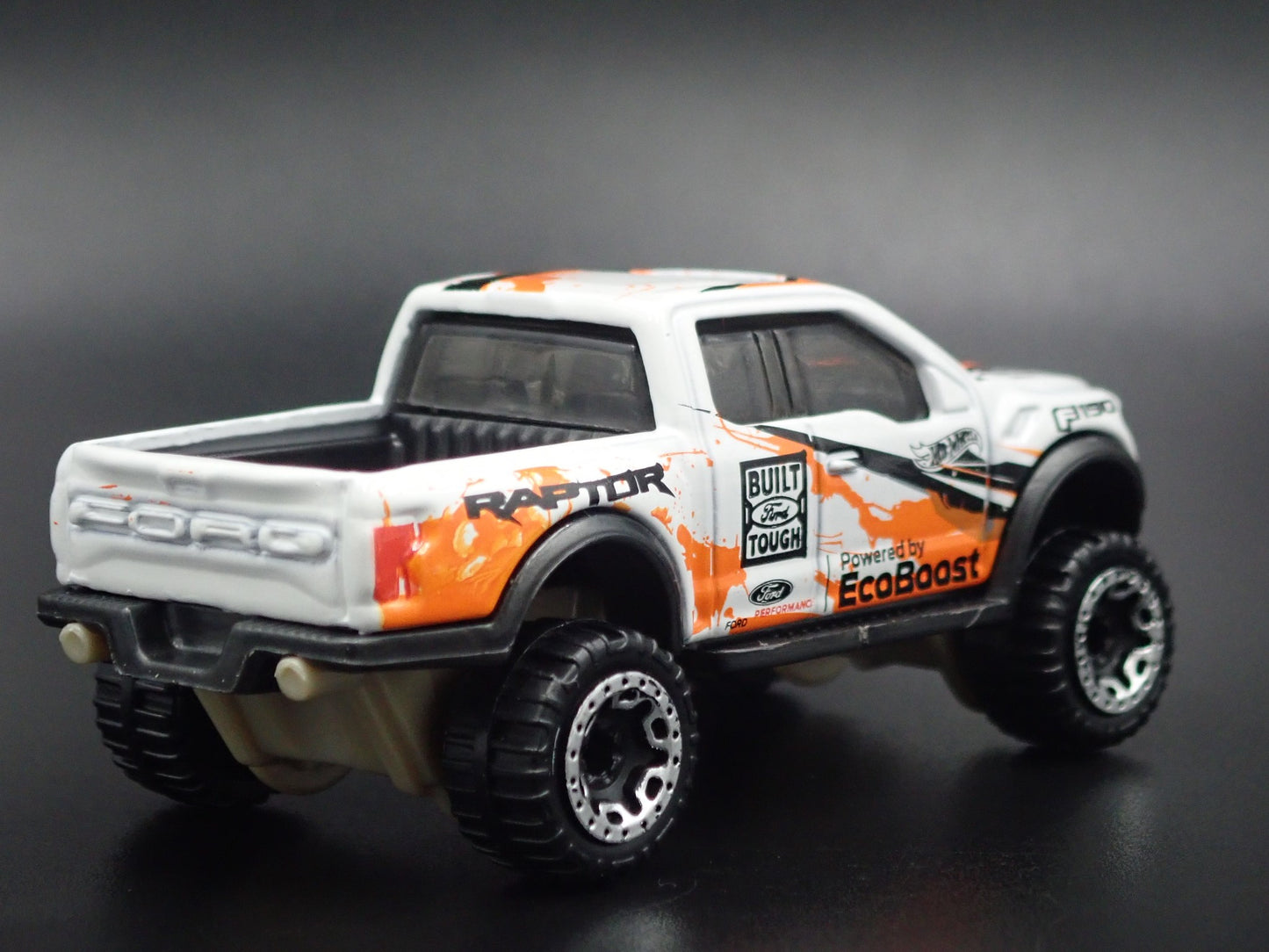 2017 - 2020 FORD F150 RAPTOR PICKUP TRUCK WHITE 1:64 SCALE DIECAST MODEL CAR