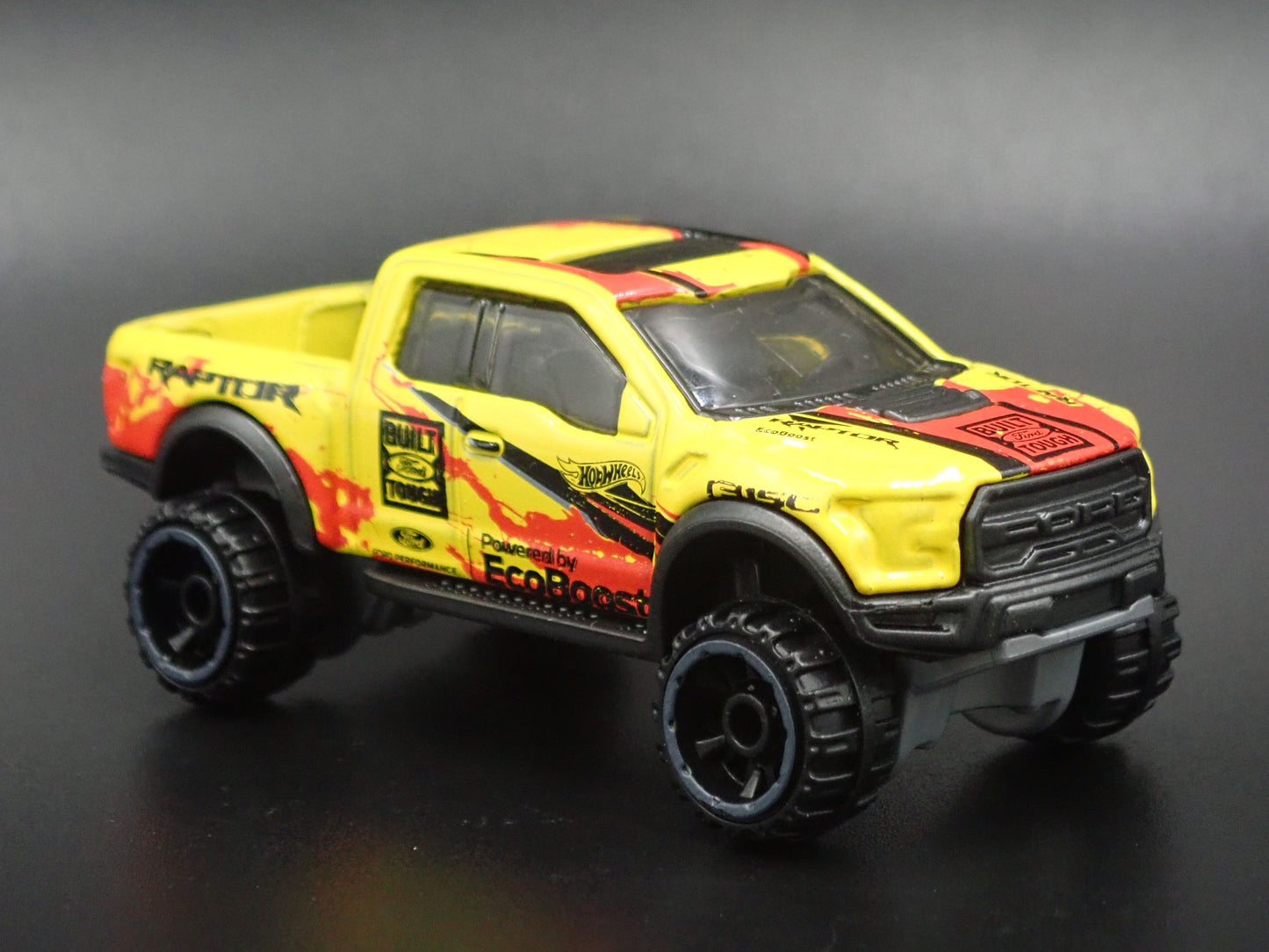 2017 - 2020 FORD F150 RAPTOR PICKUP TRUCK YELLOW 1:64 SCALE DIECAST MODEL CAR