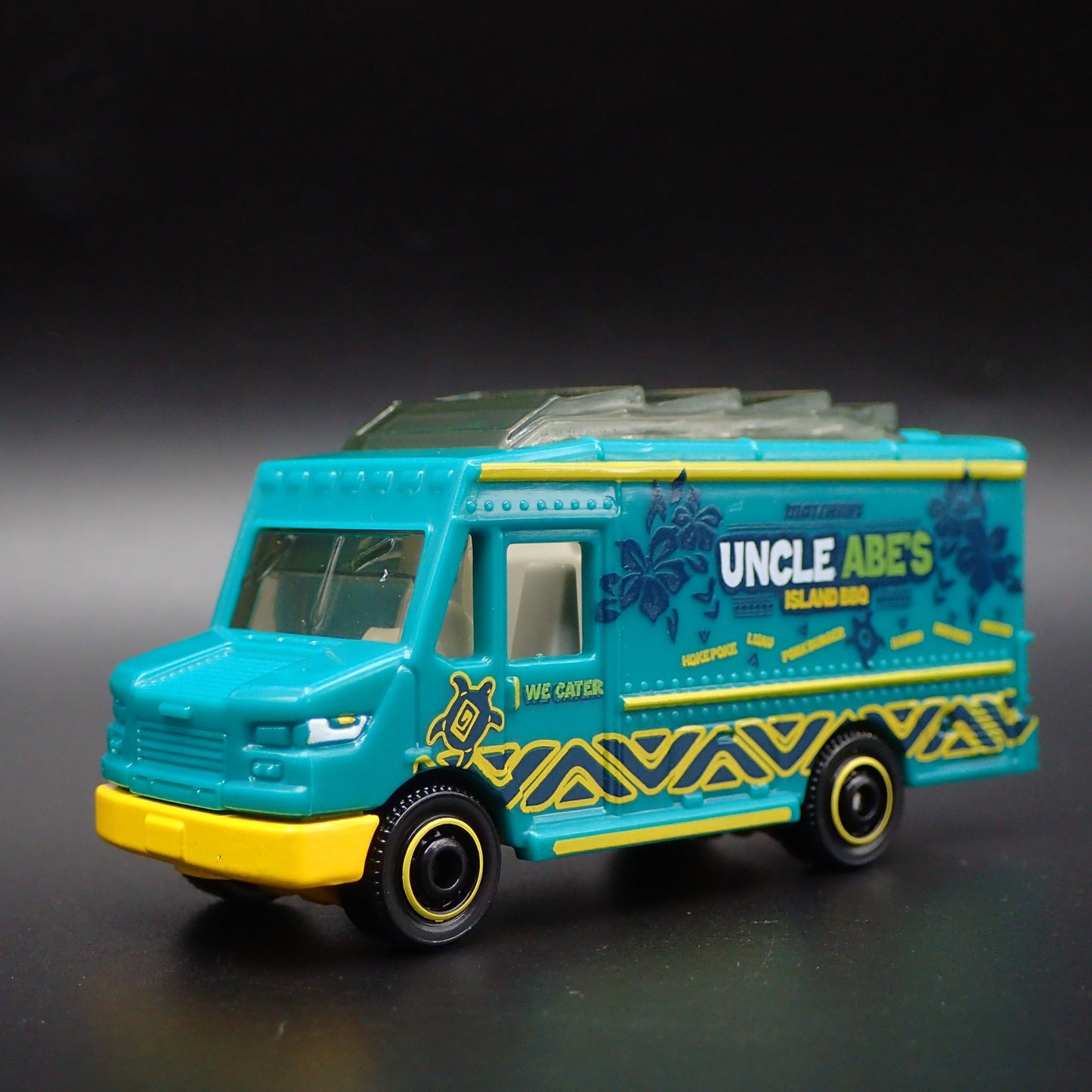 FOOD TRUCK UNCLE ABE'S ISLAND BBQ GREEN 1:64 MB SCALE DIORAMA DIECAST MODEL CAR