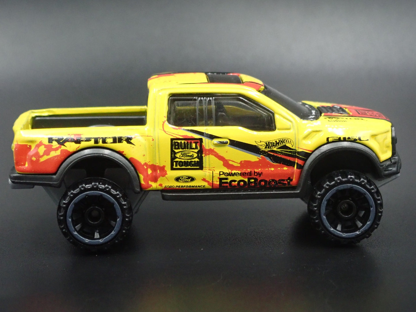 2017 - 2020 FORD F150 RAPTOR PICKUP TRUCK YELLOW 1:64 SCALE DIECAST MODEL CAR
