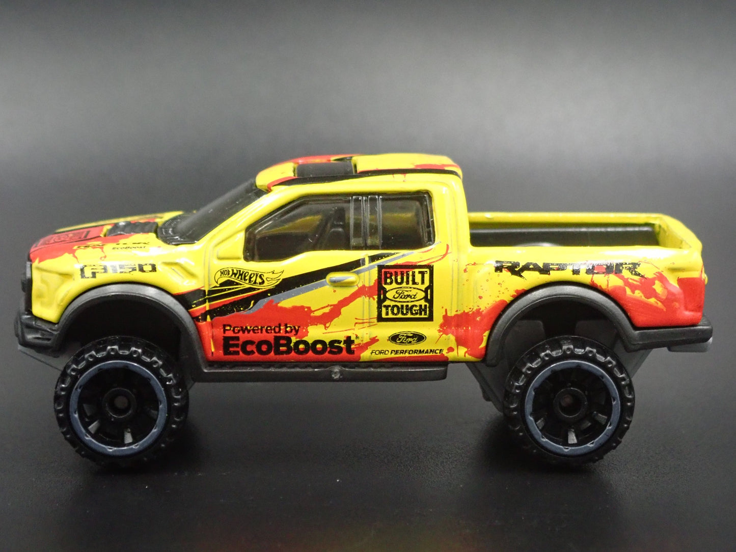 2017 - 2020 FORD F150 RAPTOR PICKUP TRUCK YELLOW 1:64 SCALE DIECAST MODEL CAR