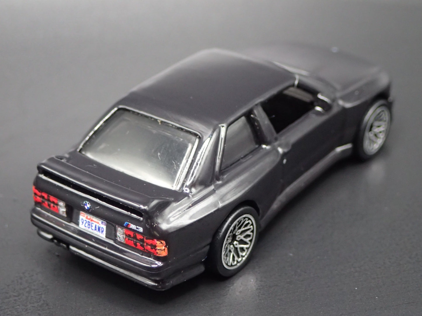 1986-1991 BMW M3 E30 BLACK 1:64 SCALE COLLECTIBLE DIORAMA DIECAST MODEL CAR