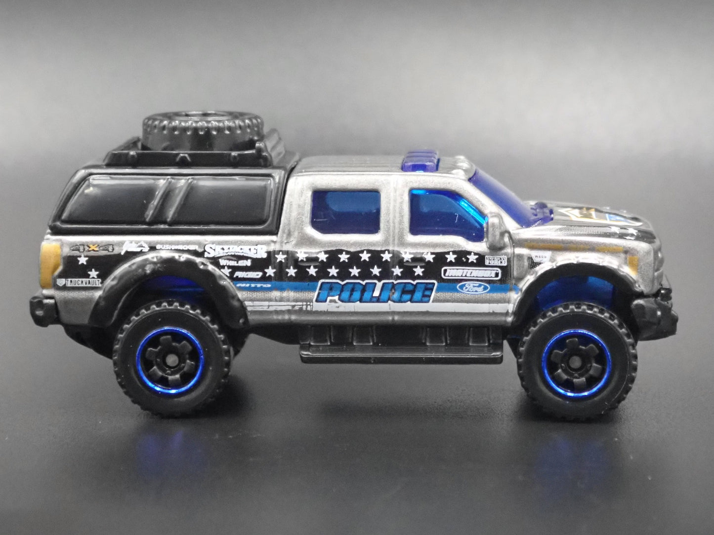 2017 17 SKYJACKER FORD F350 SUPER DUTY PICKUP TRUCK 1:64 SCALE DIECAST MODEL CAR