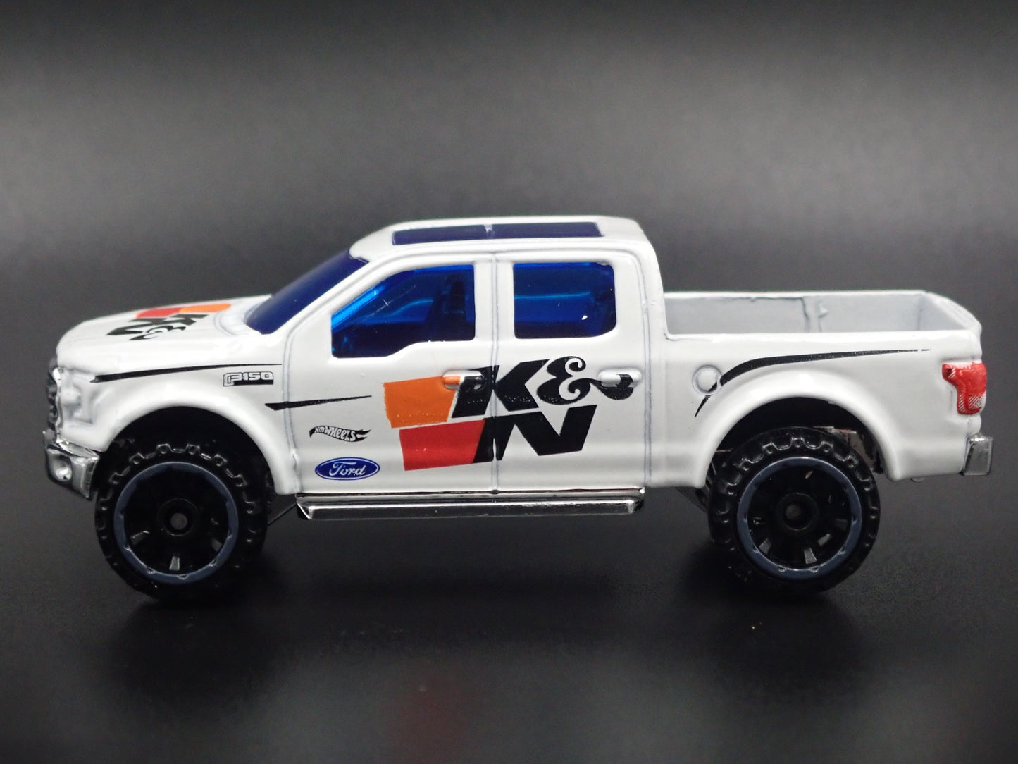 2015 - 2020 FORD F150 PICKUP TRUCK K&N WHITE RARE 1:64 SCALE DIECAST MODEL CAR