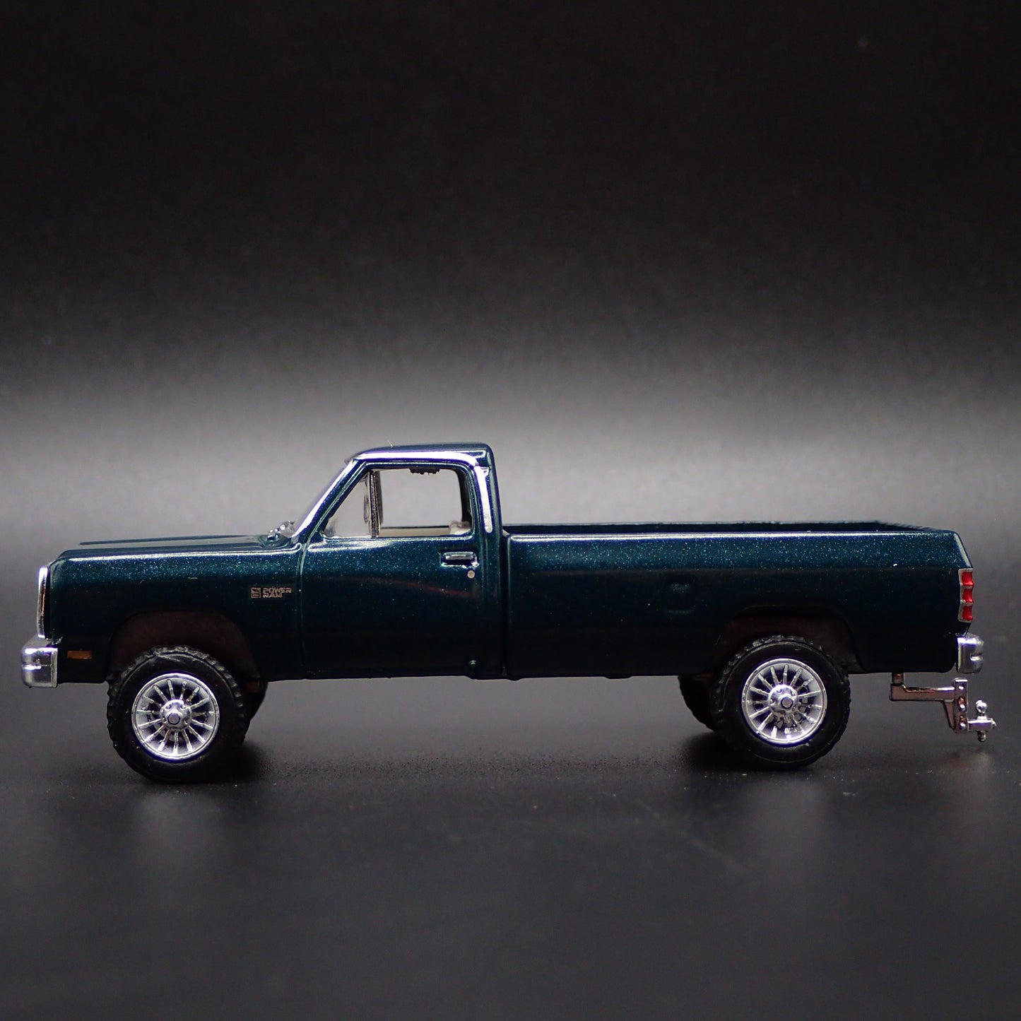 1982 82 DODGE RAM W250 POWER RAM PICKUP TRUCK GREEN 1/64 SCALE DIECAST MODEL CAR