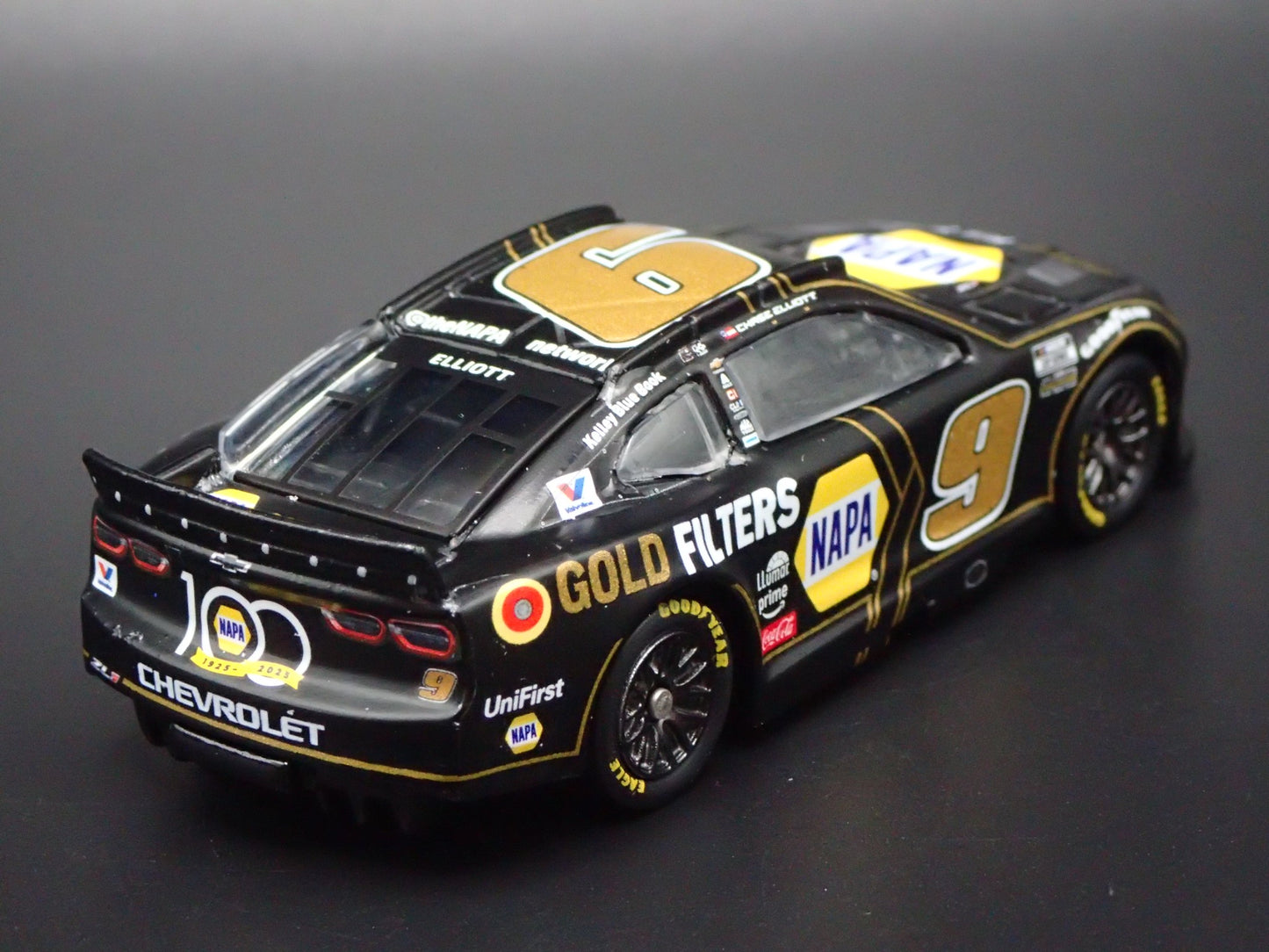 2025 CHEVROLET 9 CHASE ELLIOTT NAPA GOLD FILTERS NASCAR 1:64 SCALE DIECAST CAR