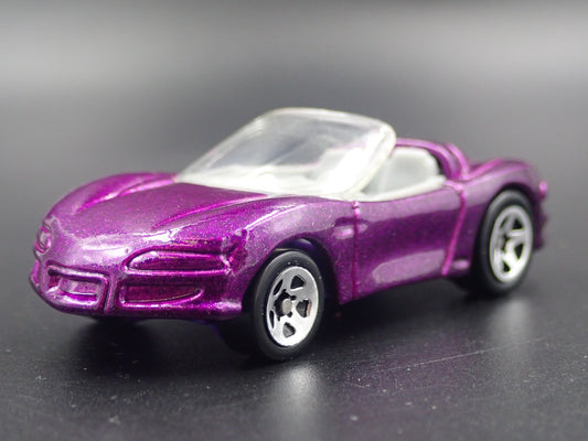 1992 CHEVY CHEVROLET CORVETTE STINGRAY III CONCEPT 1:64 SCALE DIECAST MODEL CAR