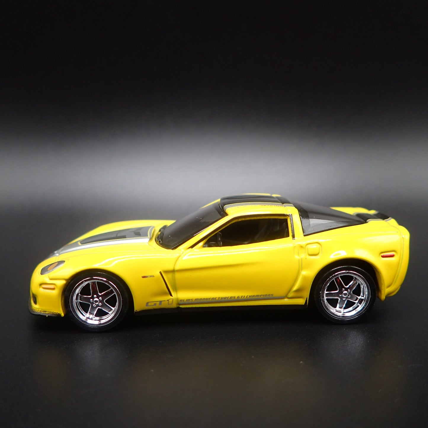 2005-2013 CHEVY CHEVROLET CORVETTE C6 Z06 GT1 1:64 SCALE DIECAST MODEL CAR