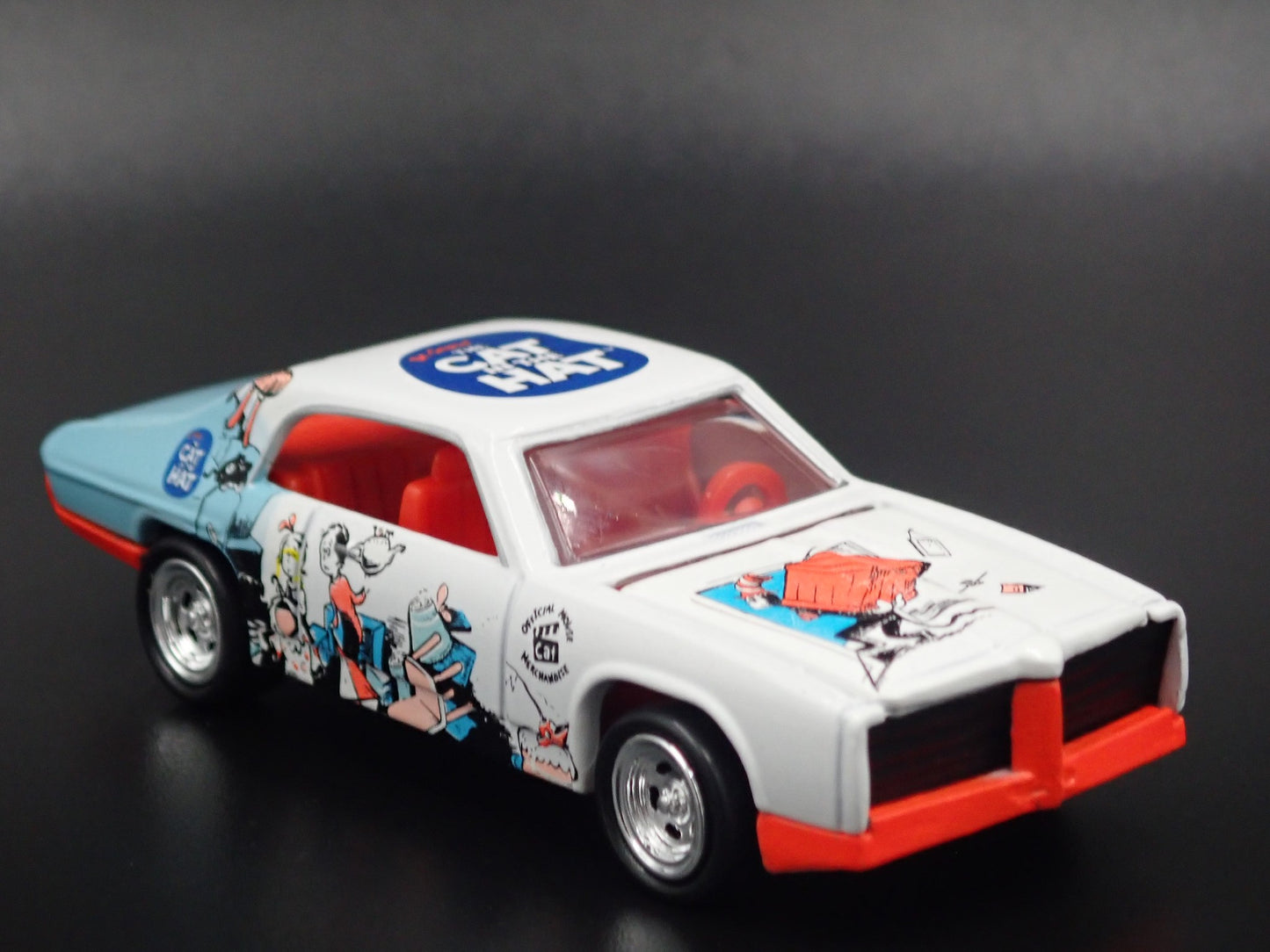 1969 69 PONTIAC GTO JUDGE CAT IN THE HAT 1:64 SCALE DIORAMA DIECAST MODEL CAR