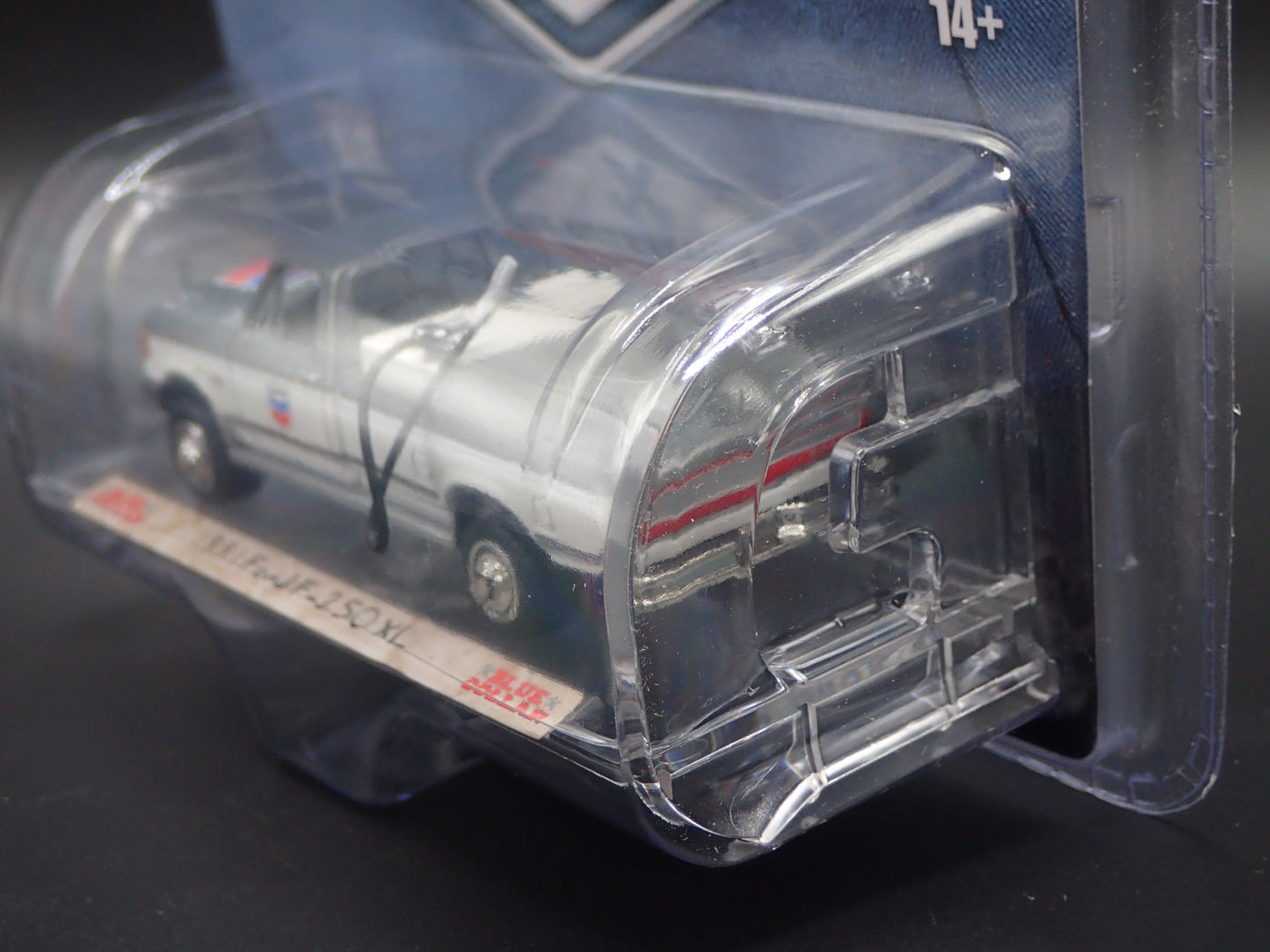 2025 GREENLIGHT RAW CHASE BLUE COLLAR 14 1991 FORD F250 PICKUP TRUCK CHASE