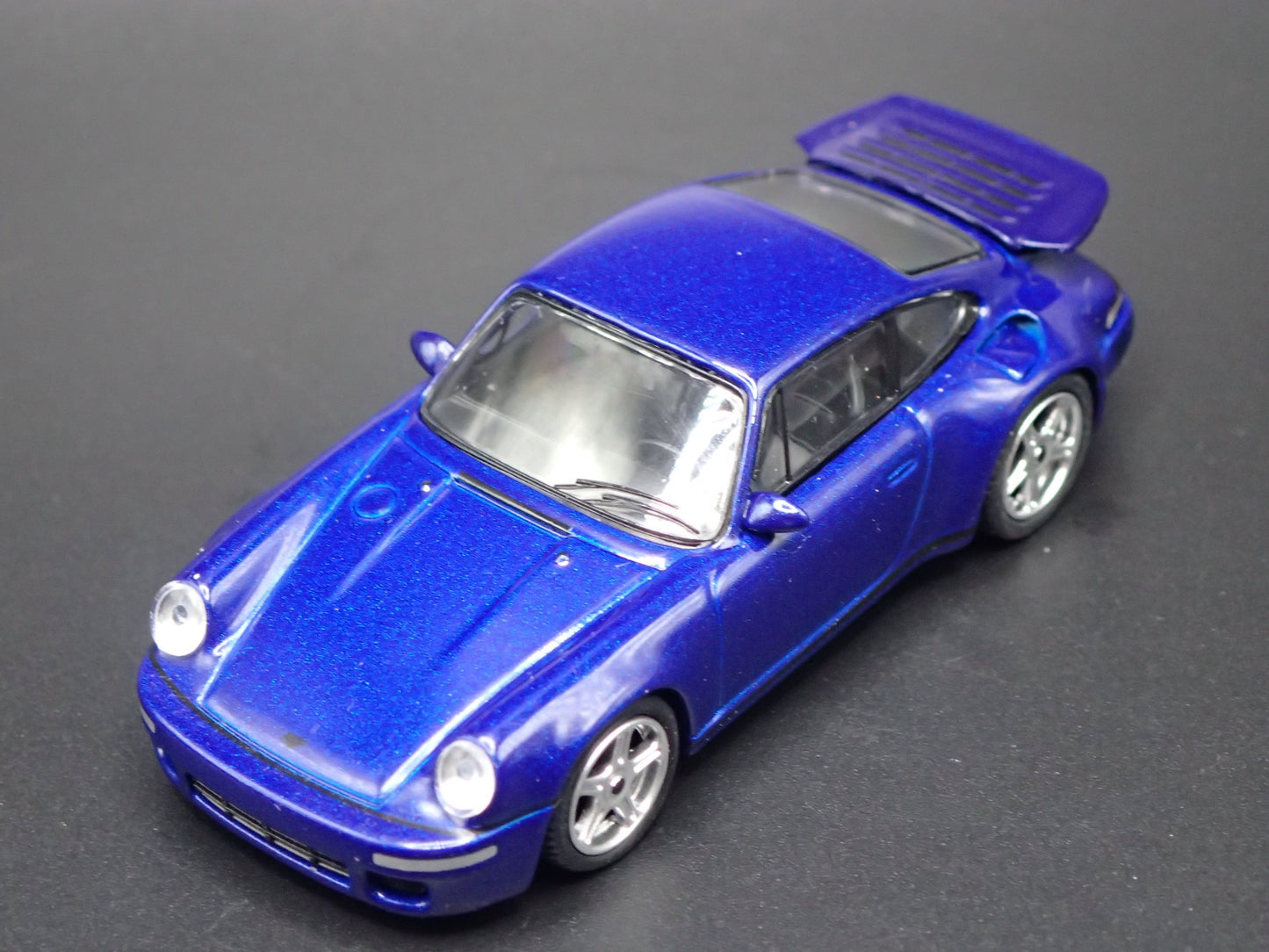 1987-1996 PORSCHE 911 CARRERA  RUF CTR ANNVERSARY 1:64 SCALE DIECAST MODEL CAR
