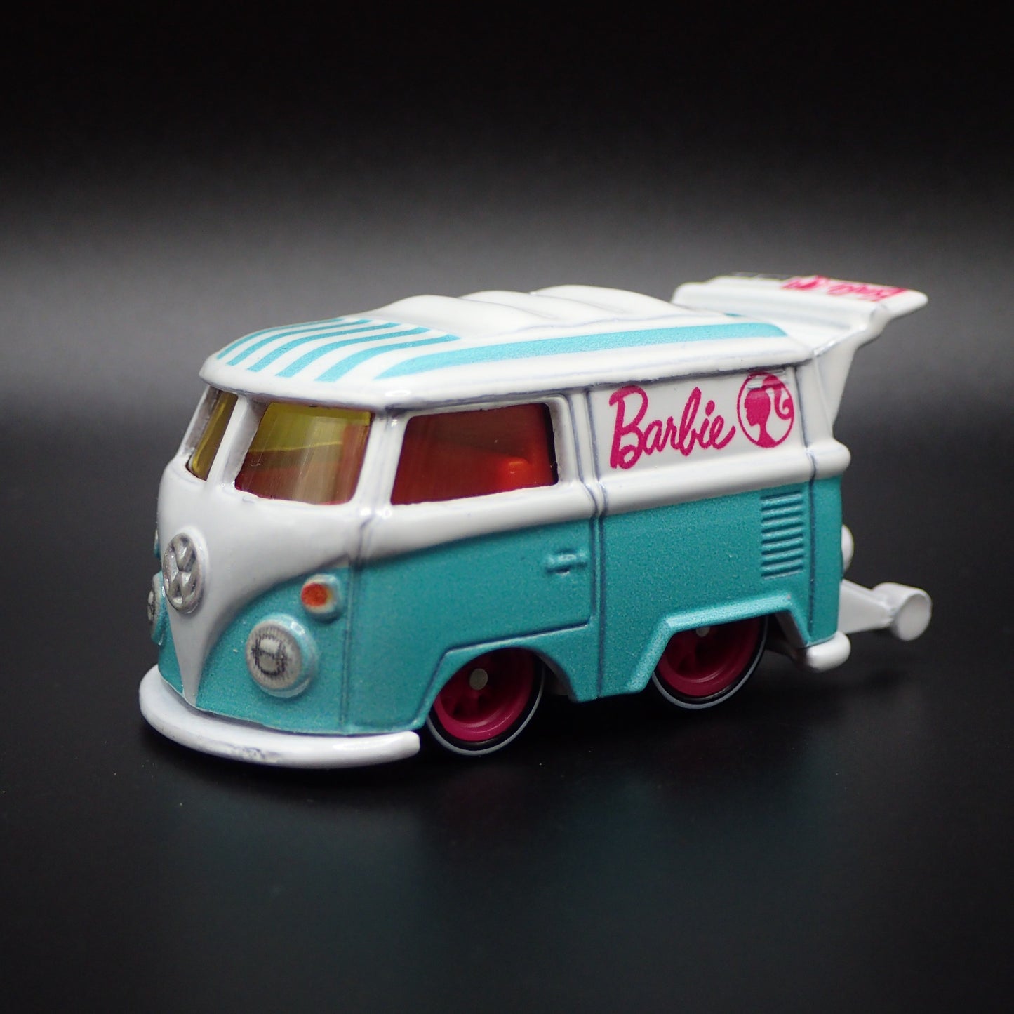 VW VOLKSWAGEN KOOL KOMBI MINI BUS VAN BARBIE RARE 1:64 SCALE DIECAST MODEL CAR
